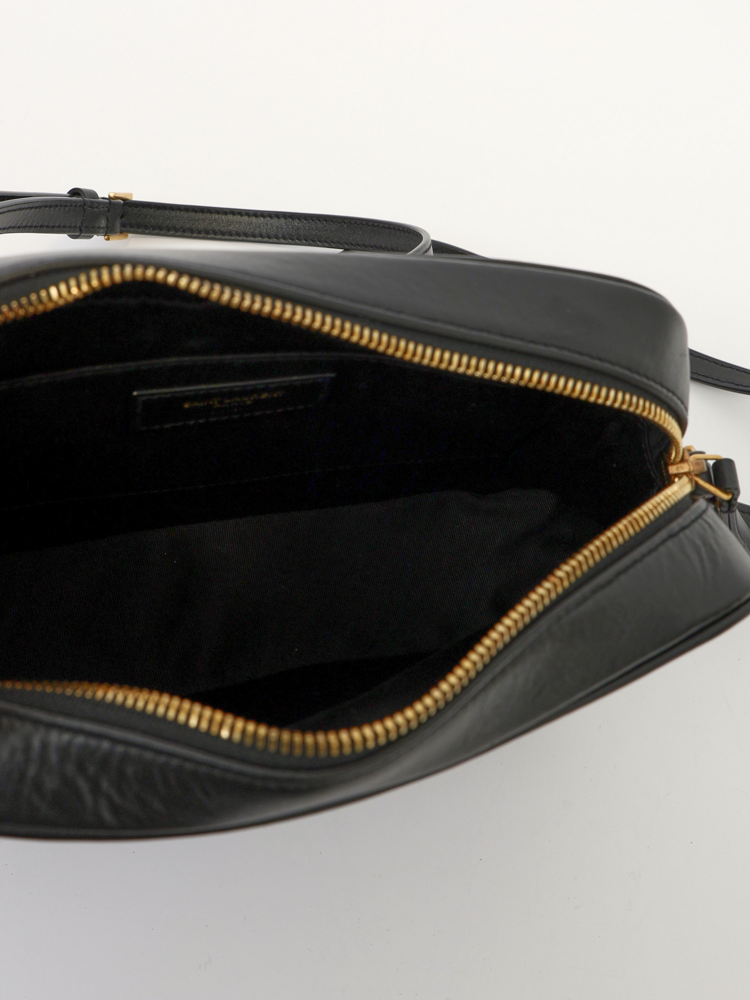 Saint Laurent Camera  11