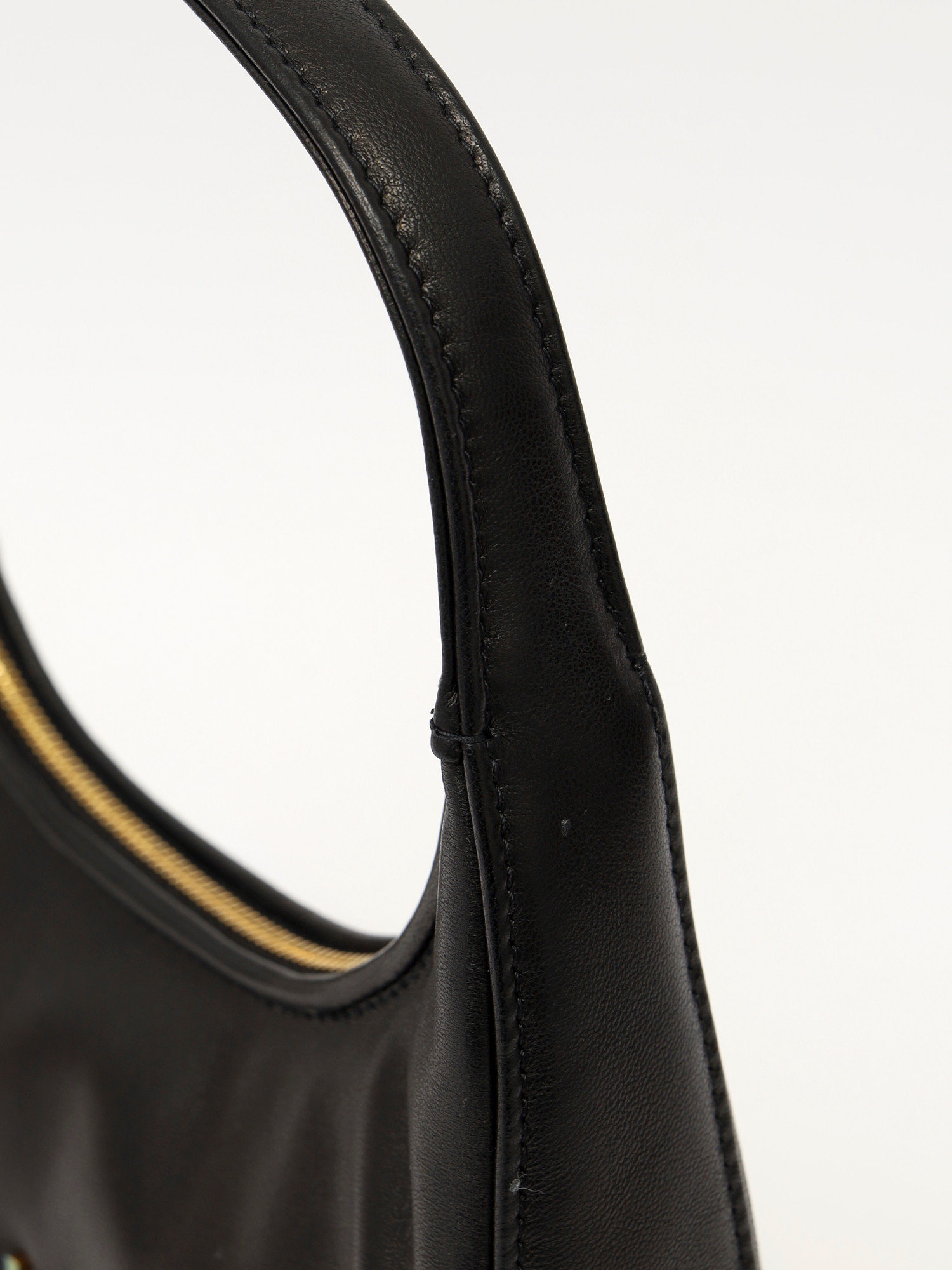 Saint Laurent Calypso 6