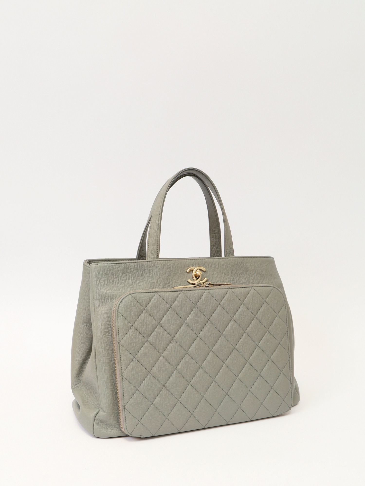 Chanel Business Affinity 2