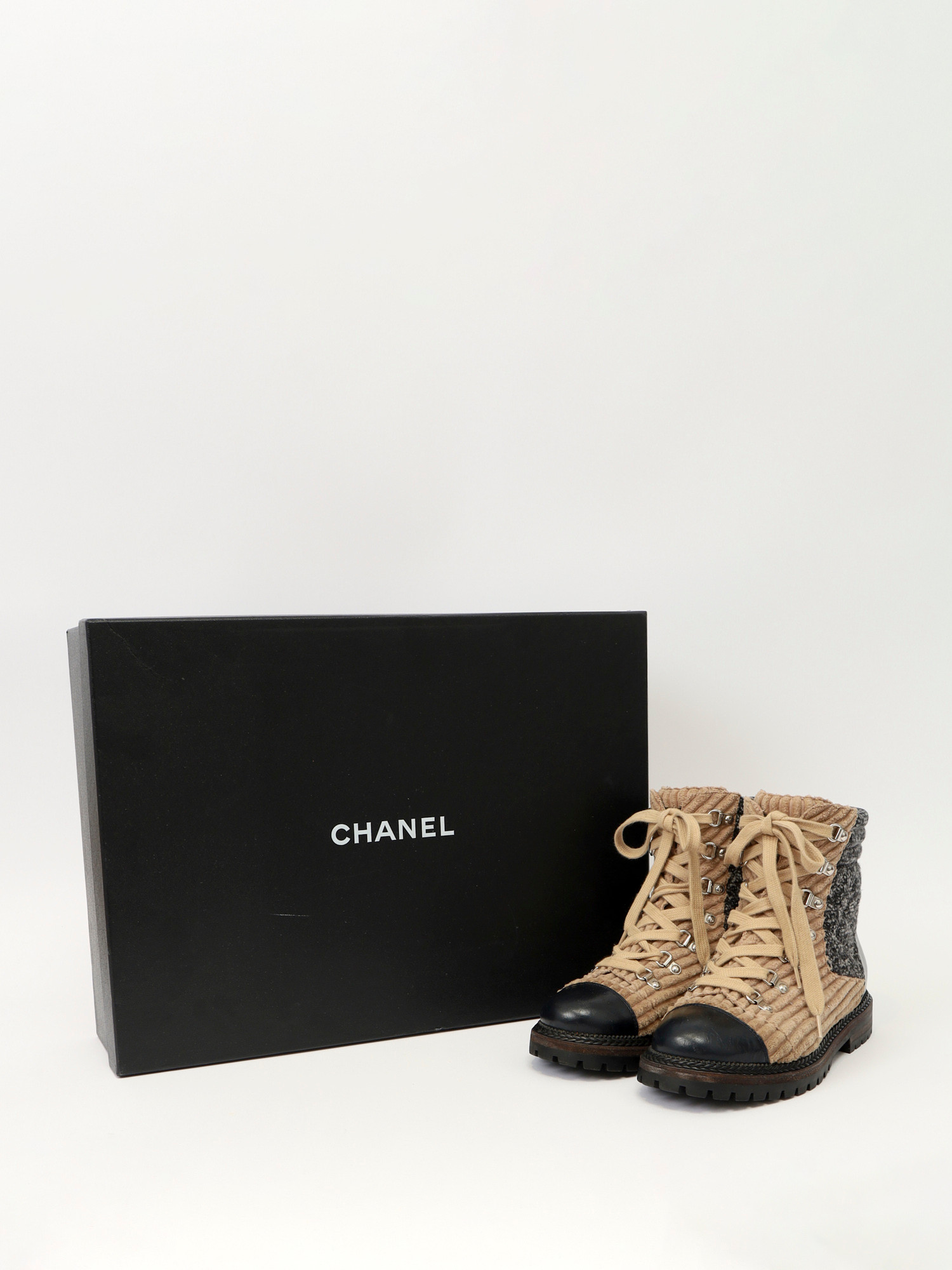 Chanel Shoes 38.5 2