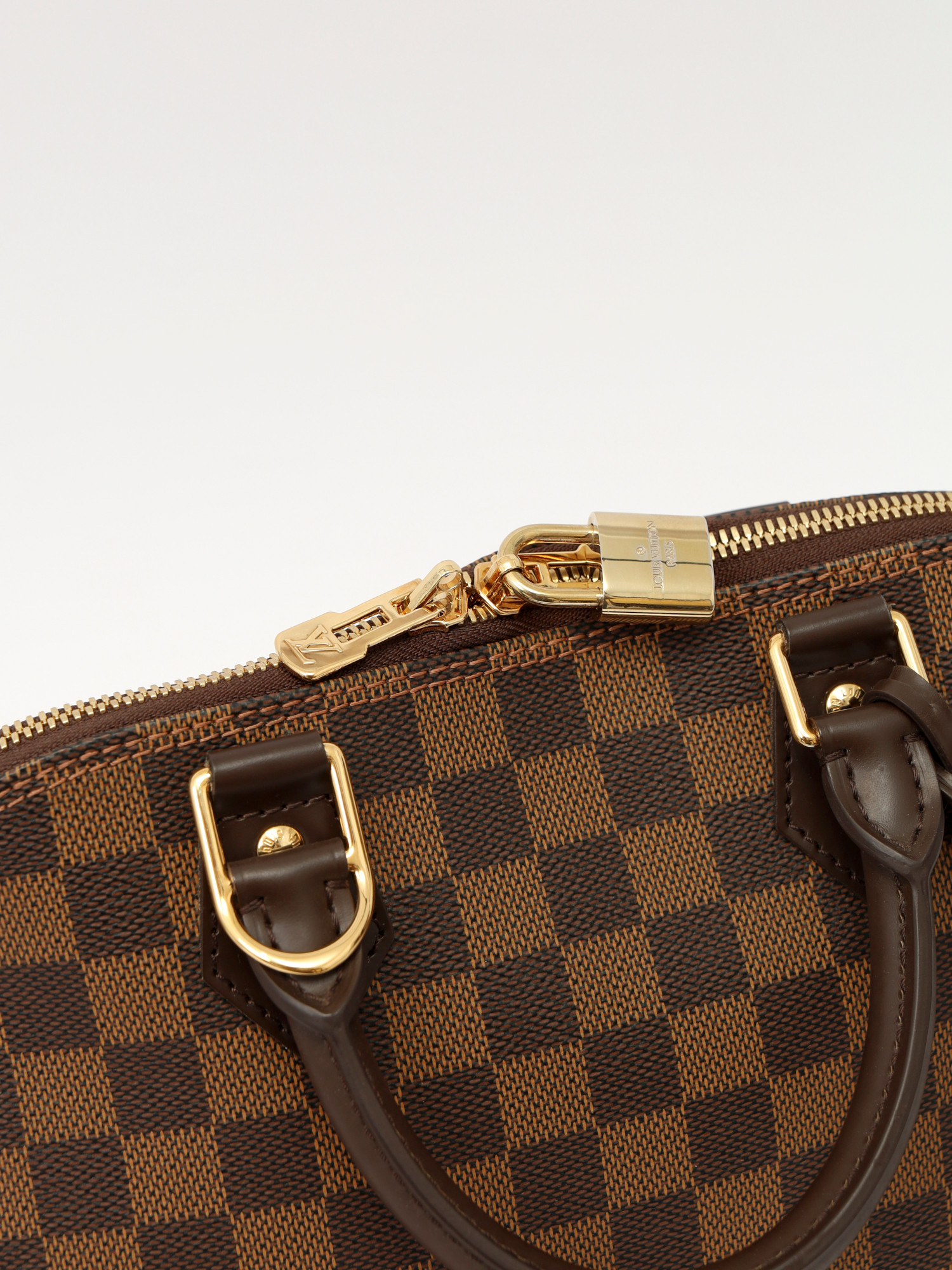 Louis Vuitton Alma  4