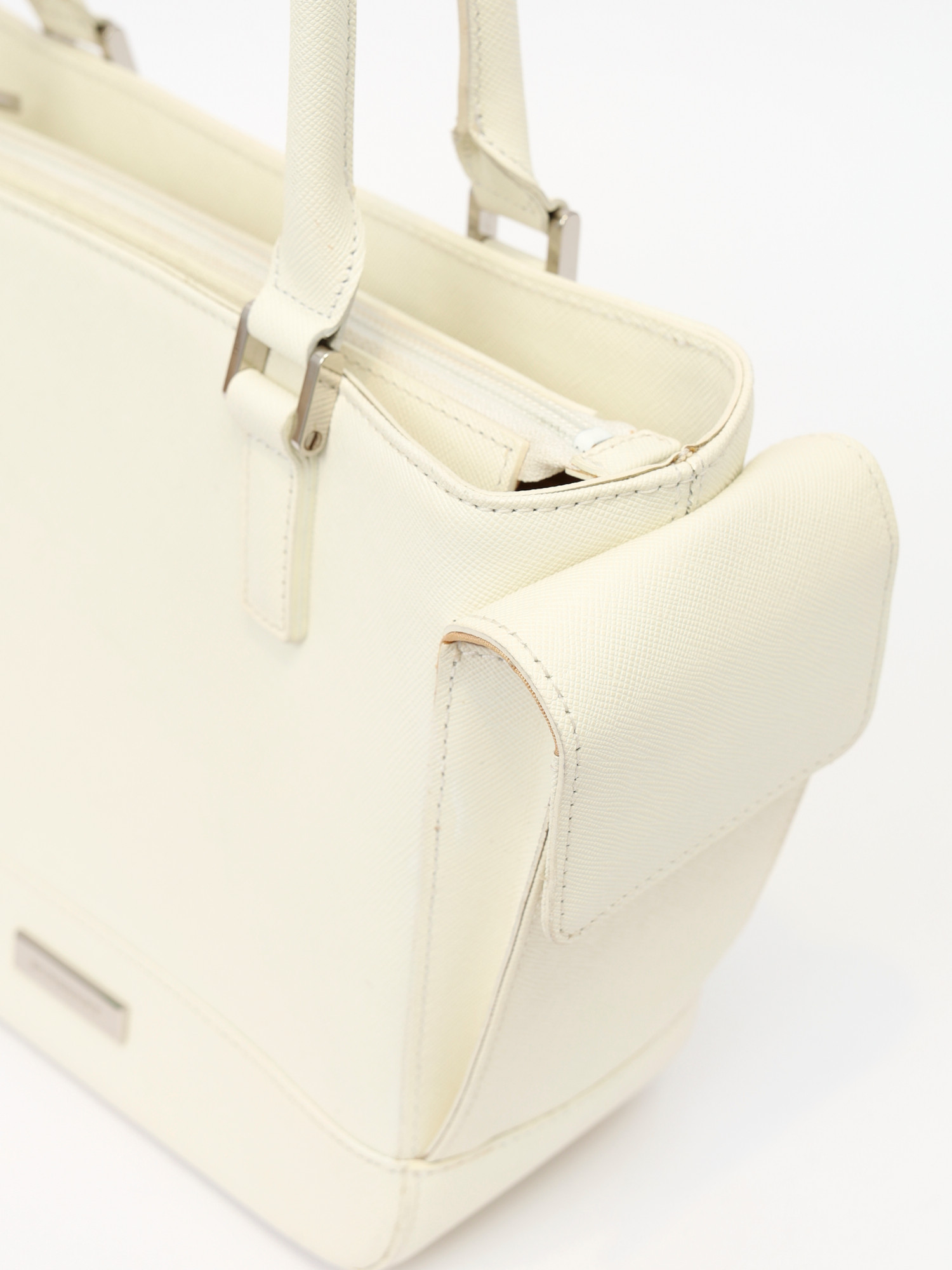 Burberry Leather Bag  6