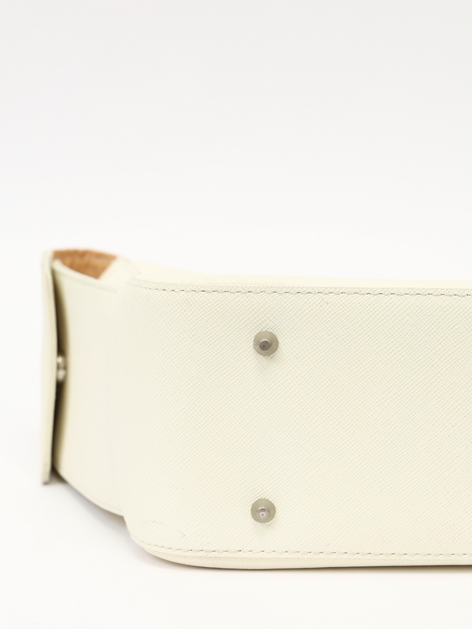 Burberry Leather Bag  7