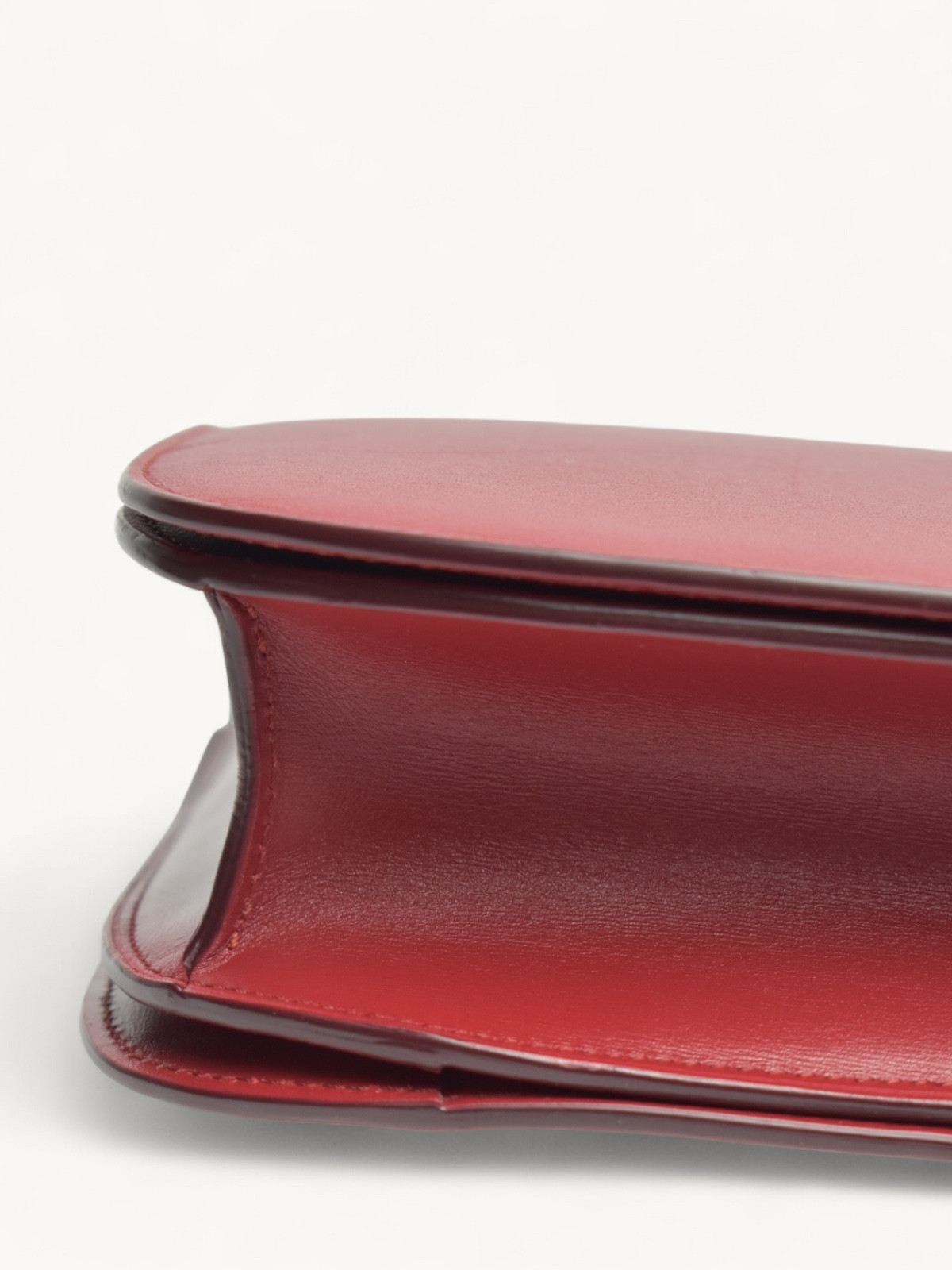Celine Classic  4
