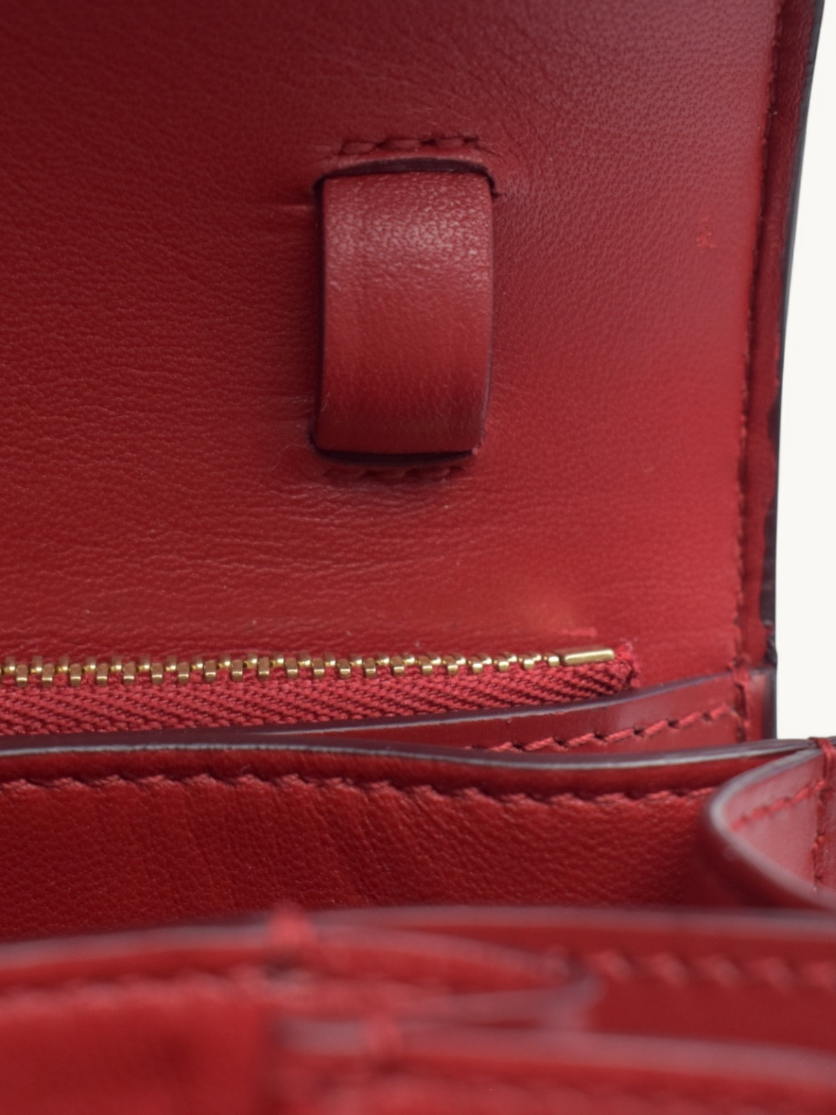 Celine Classic  8