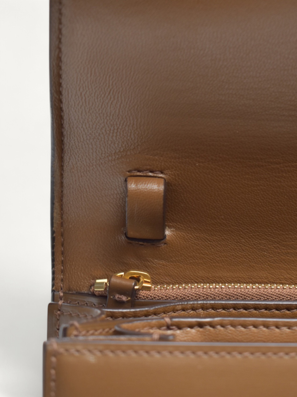 Celine Classic  7