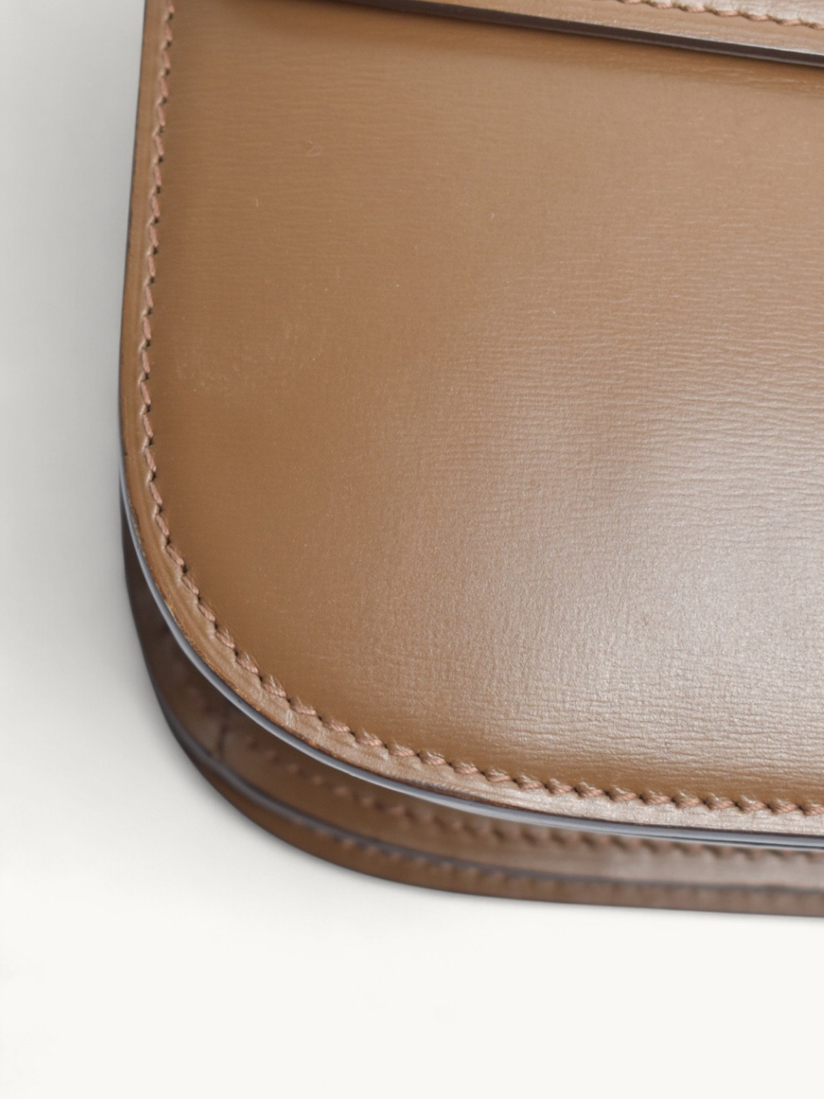 Celine Classic  9