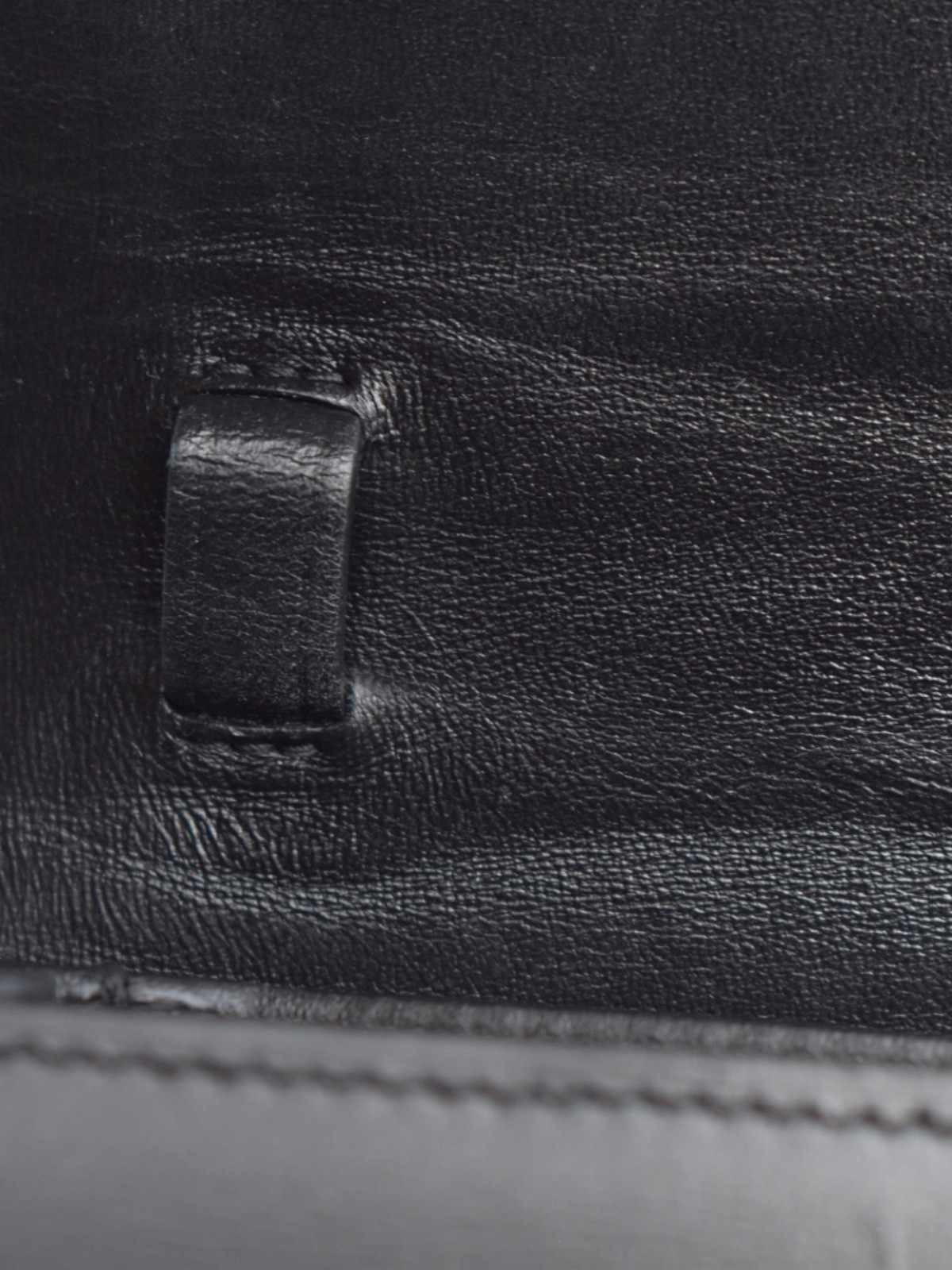 Celine Classic  8