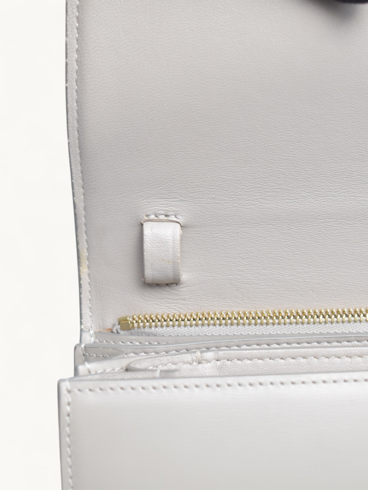 Celine Classic  7