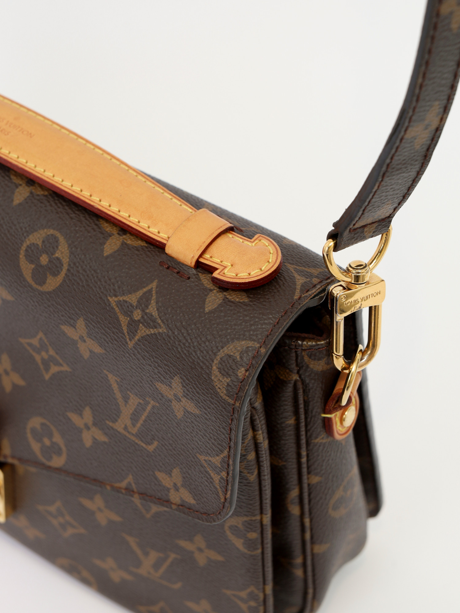 Louis Vuitton Pochette Metis  7