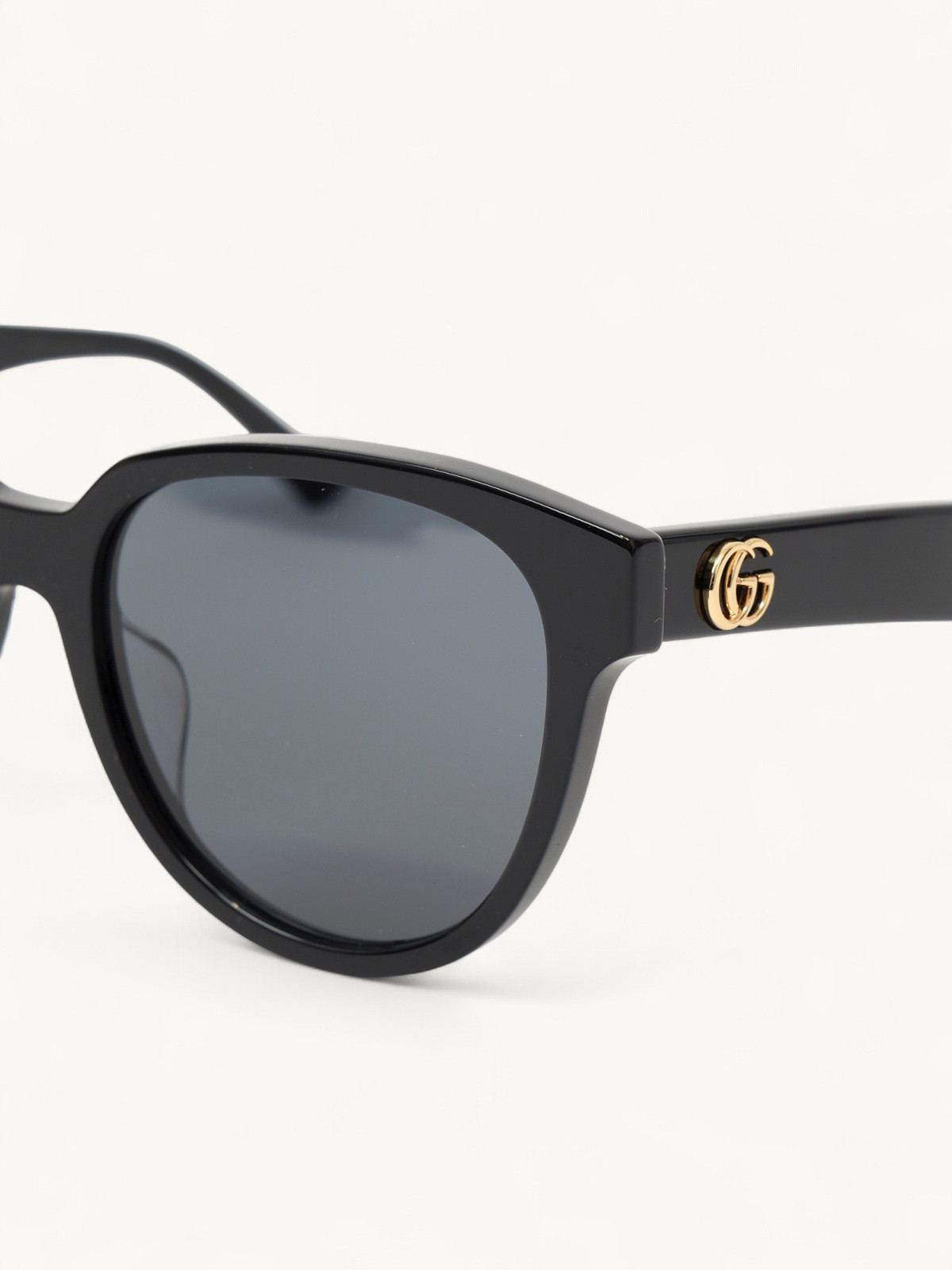 Gucci Sunglasses  6