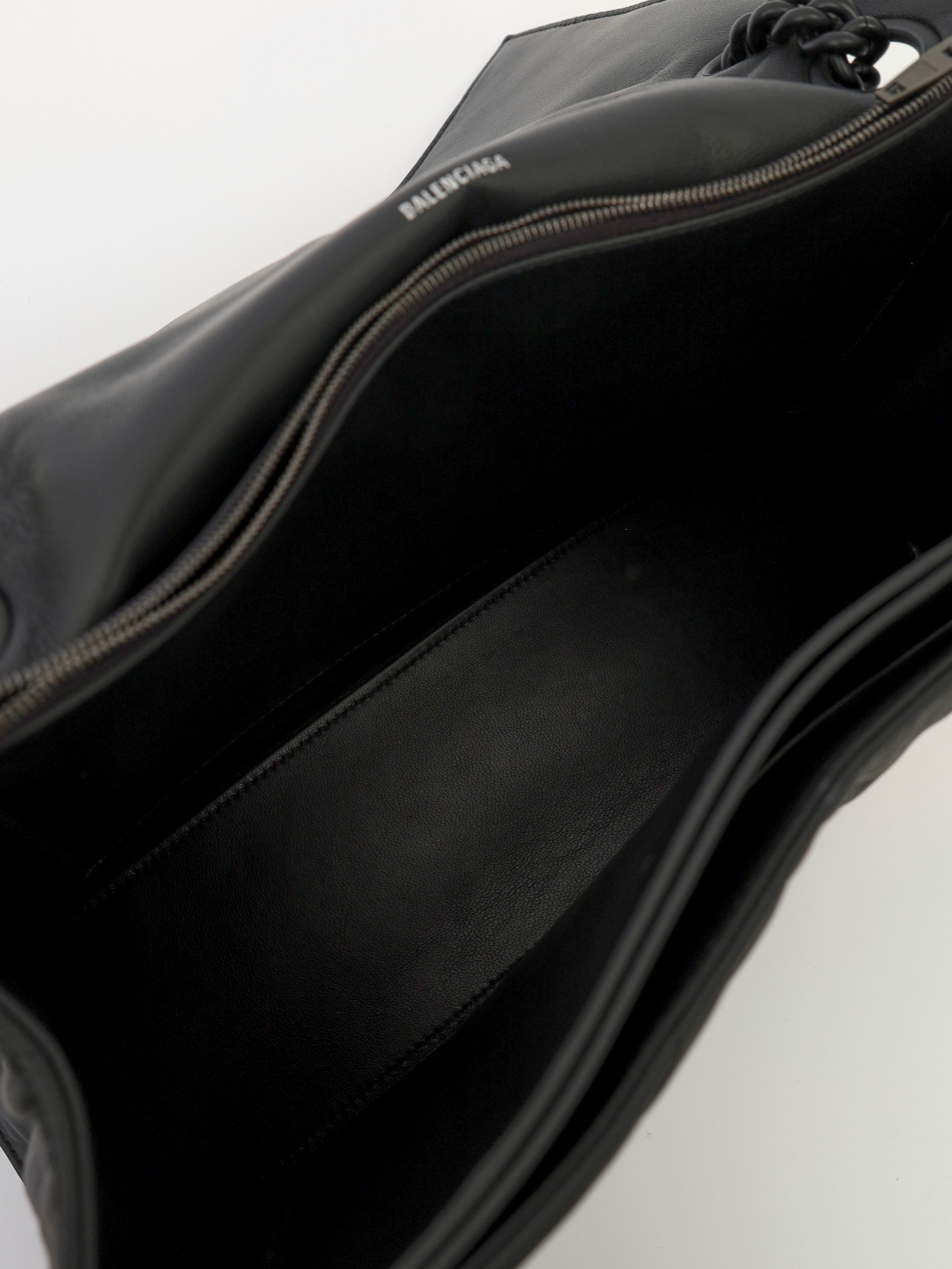 Balenciaga Crush  10