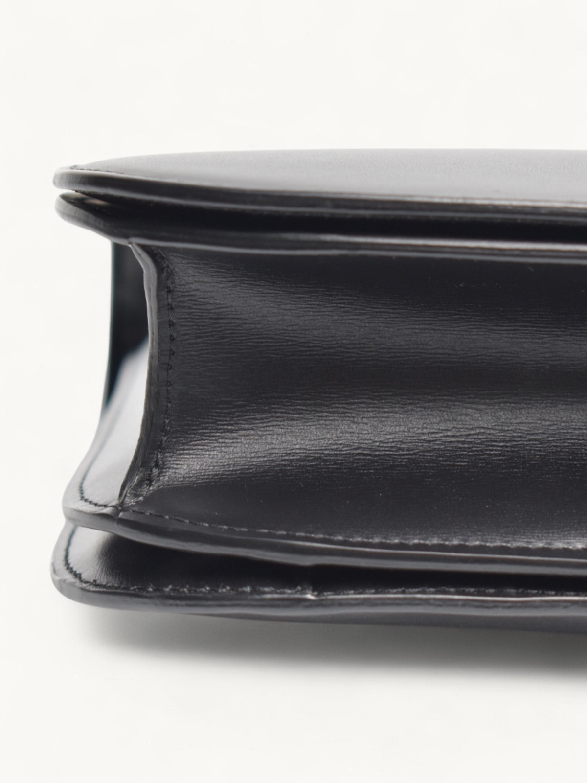 Celine Classic  6