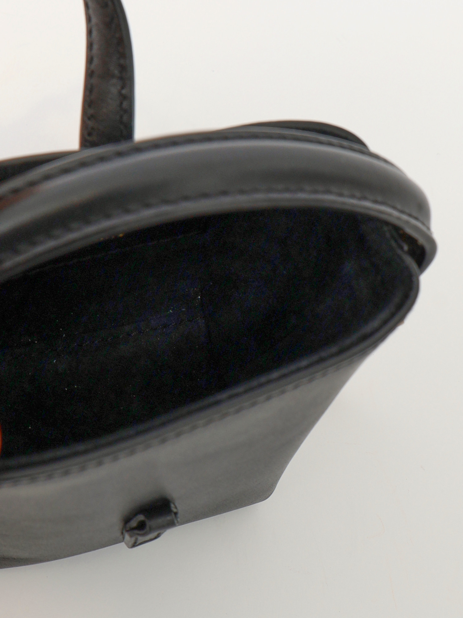 Saint Laurent Le 37  11