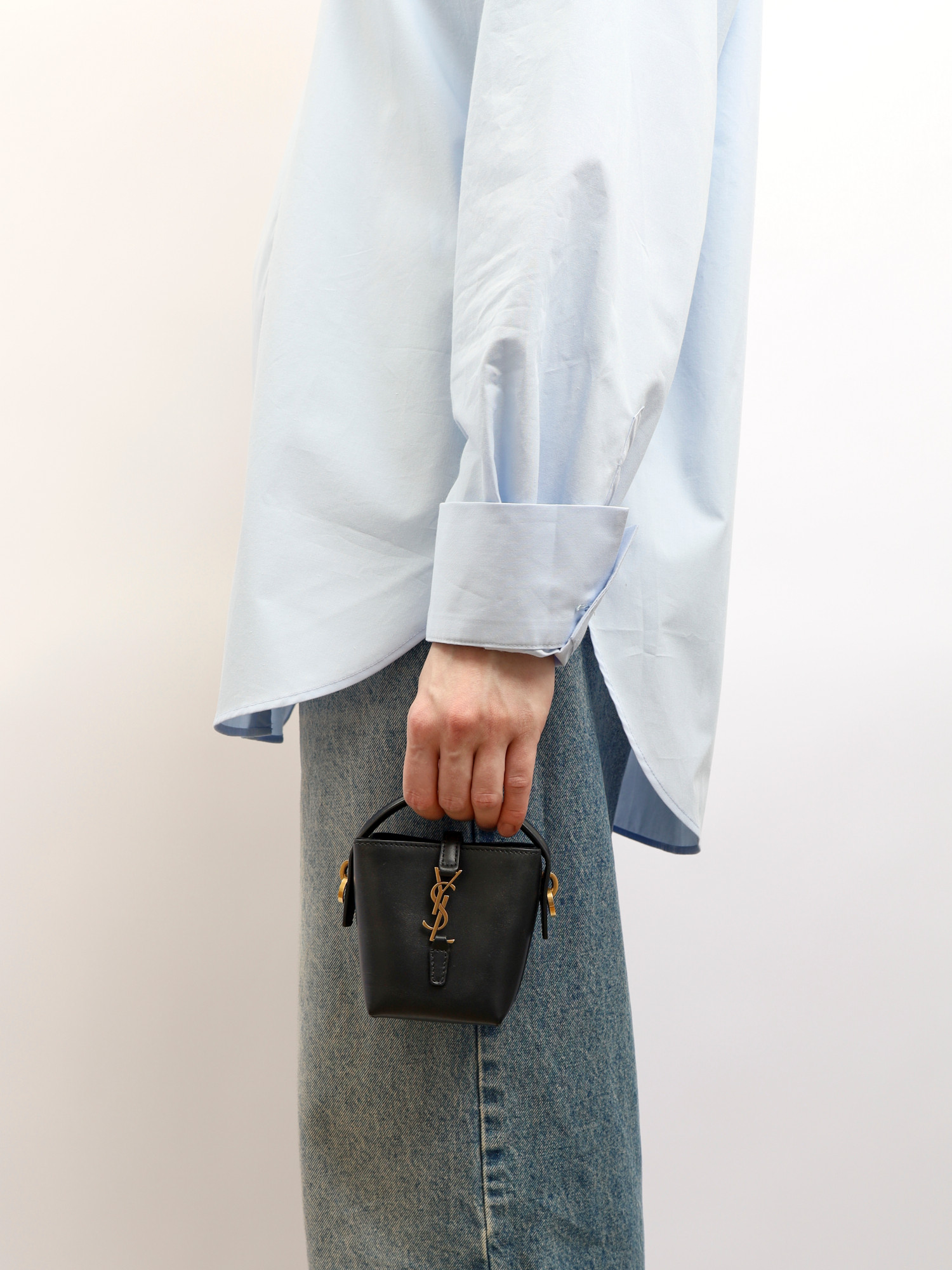 Saint Laurent Le 37  1