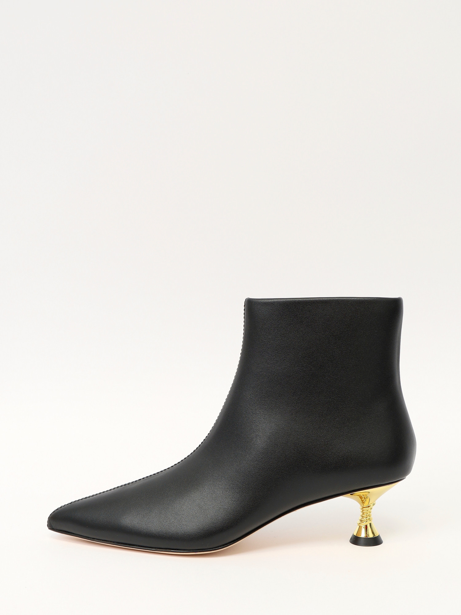 Studio Amelia Palmela 37 1