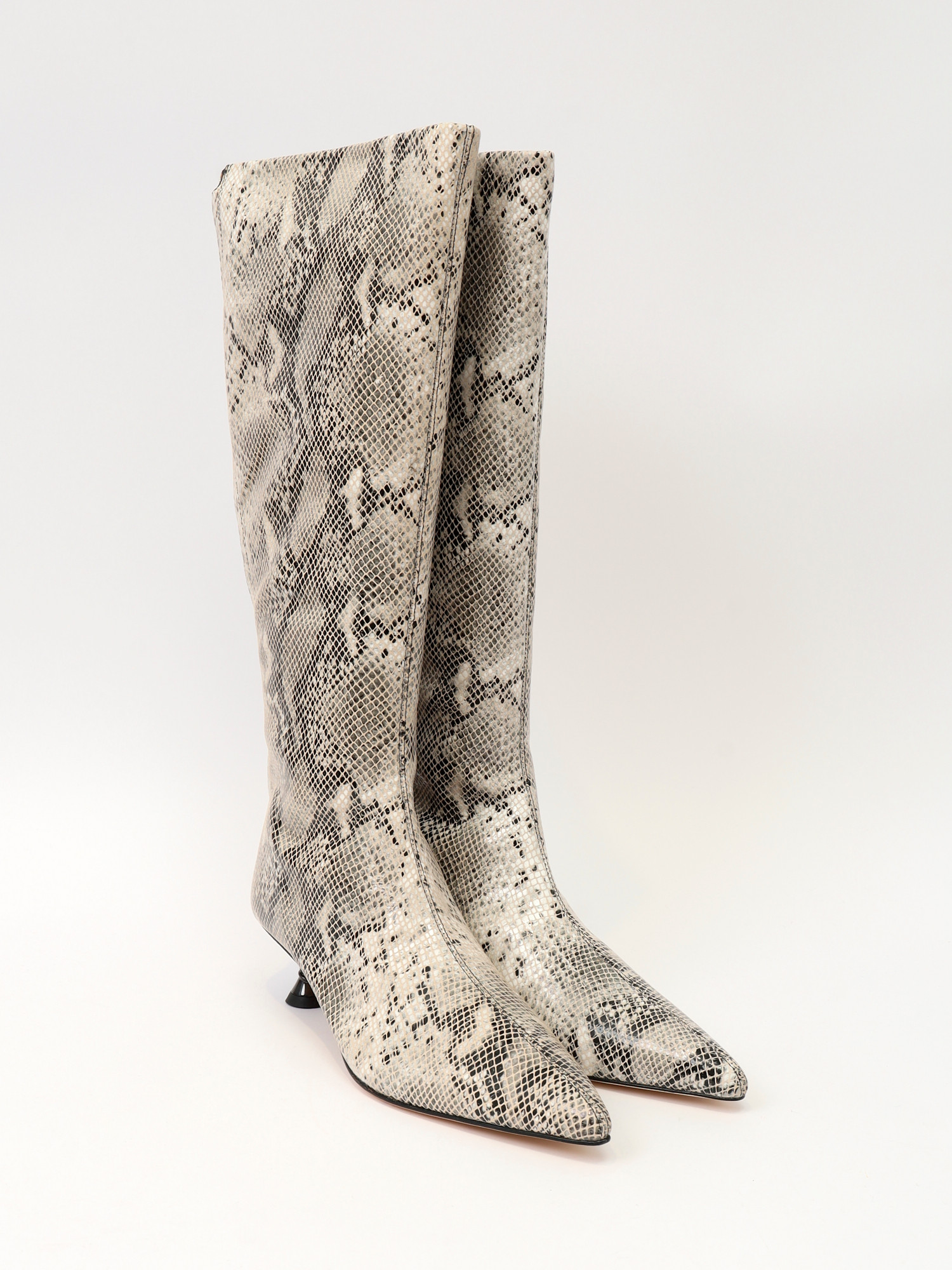 Studio Amelia Palmela 40 3