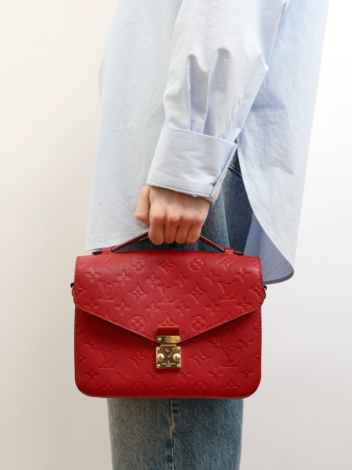 Louis Vuitton Pochette Metis  1