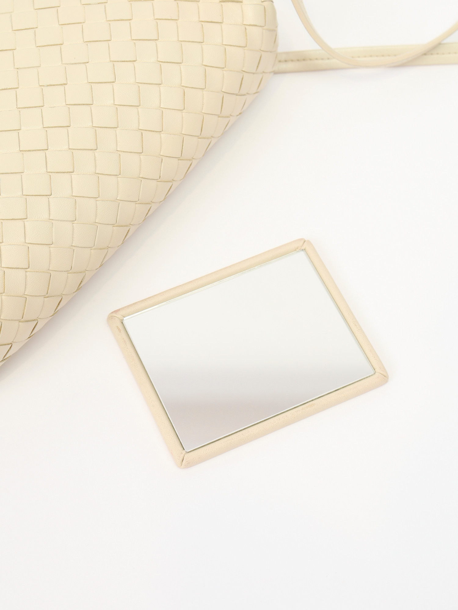 Bottega Veneta Nodini  12