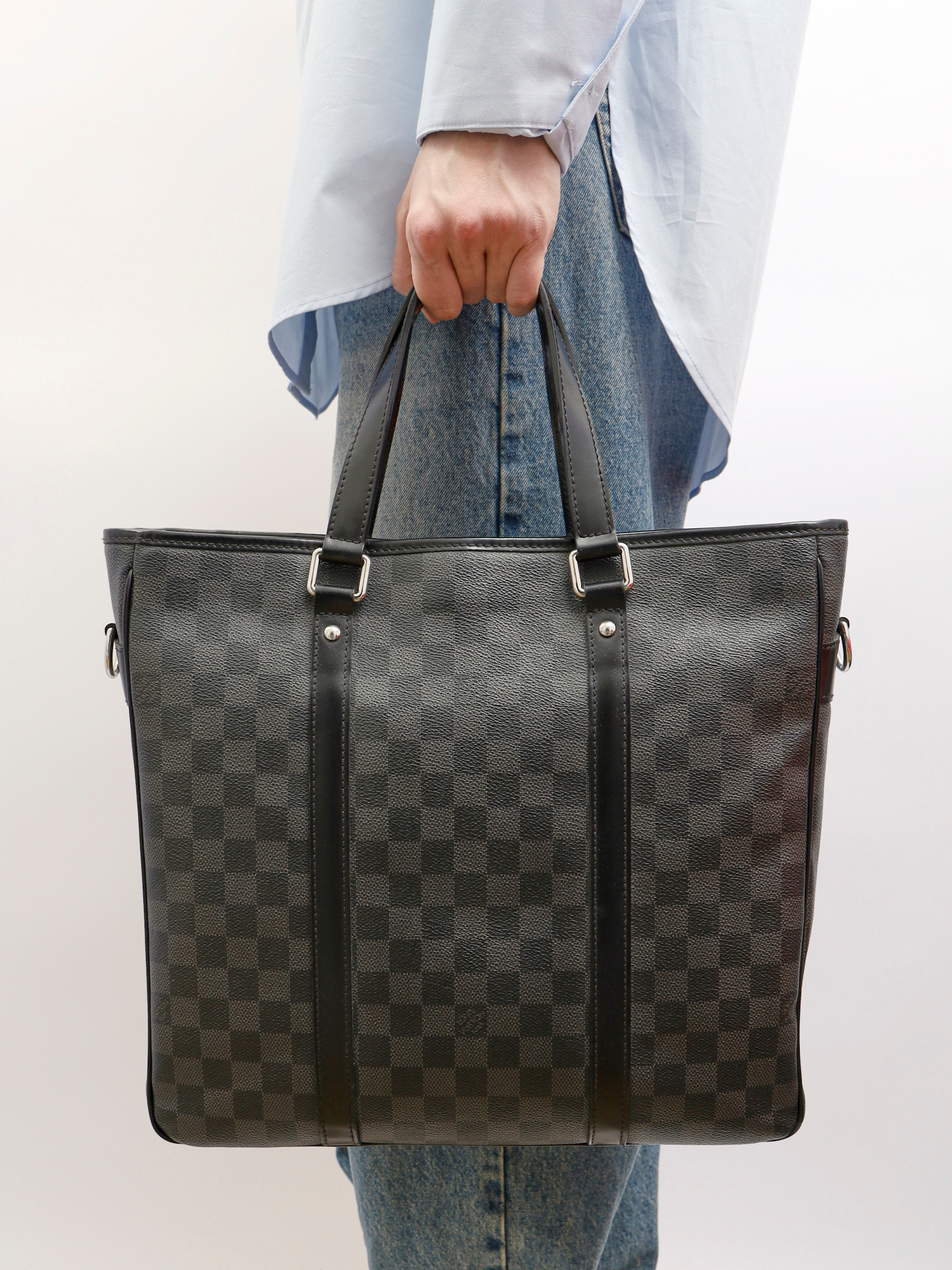 Louis Vuitton Tadao  2