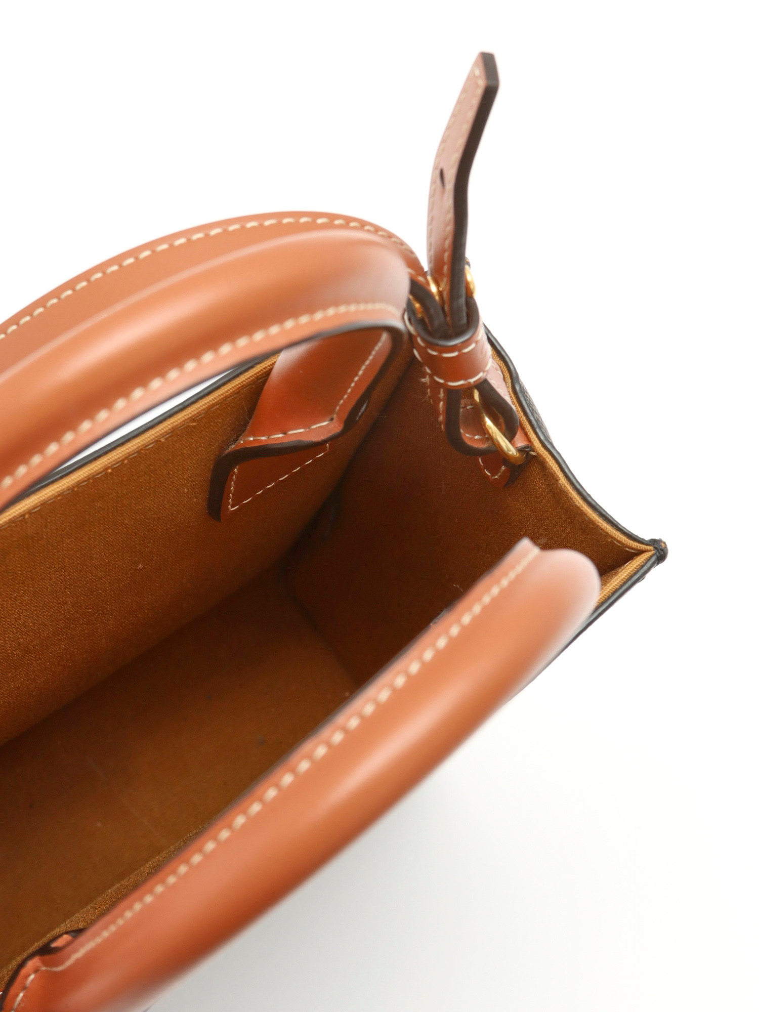 Celine Triomphe Canvas 8