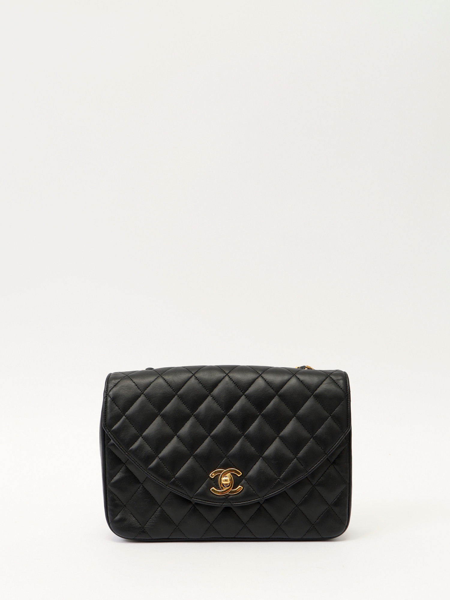 Chanel Timeless Classic  0