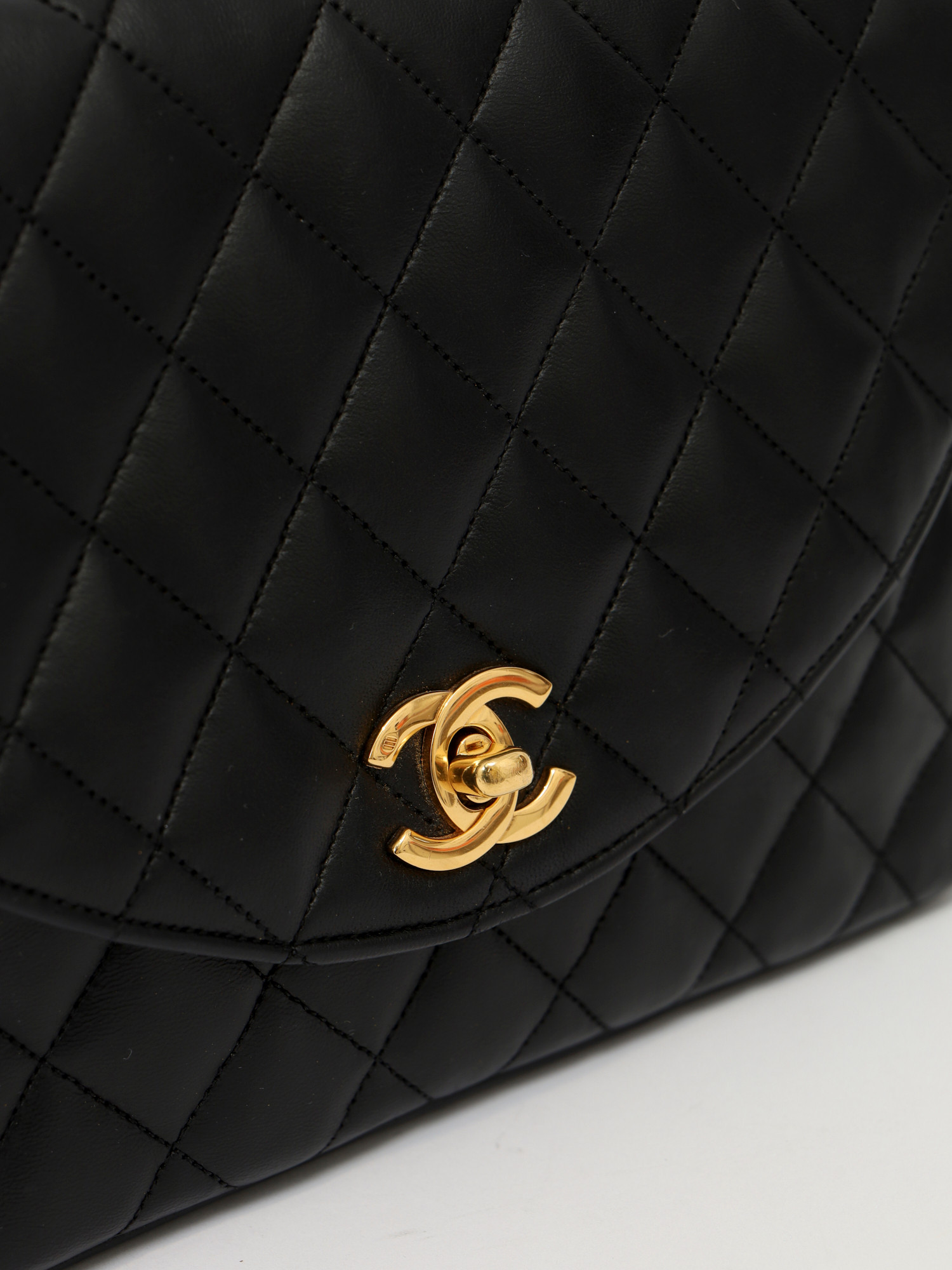 Chanel Timeless Classic  5