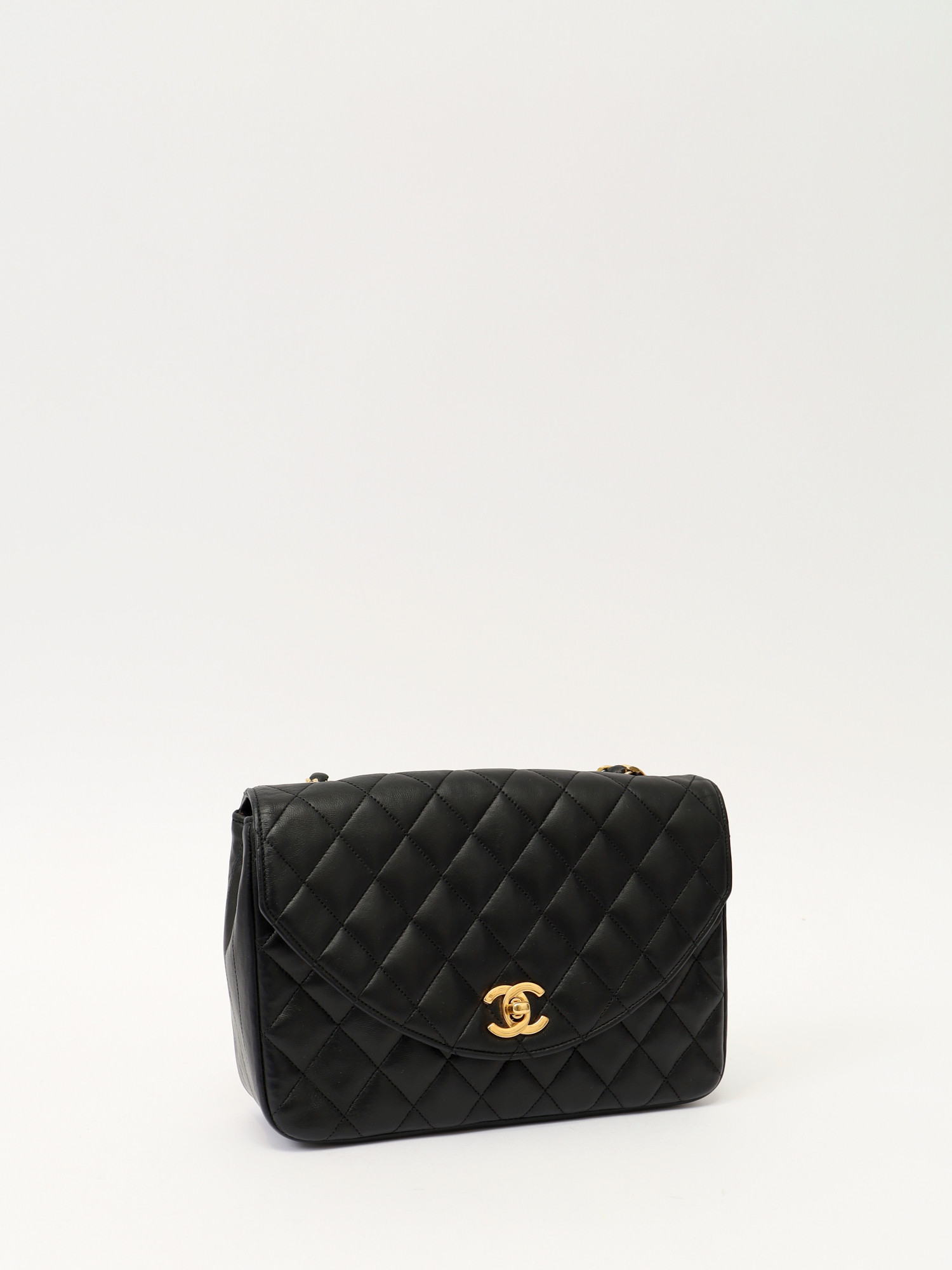 Chanel Timeless Classic  2