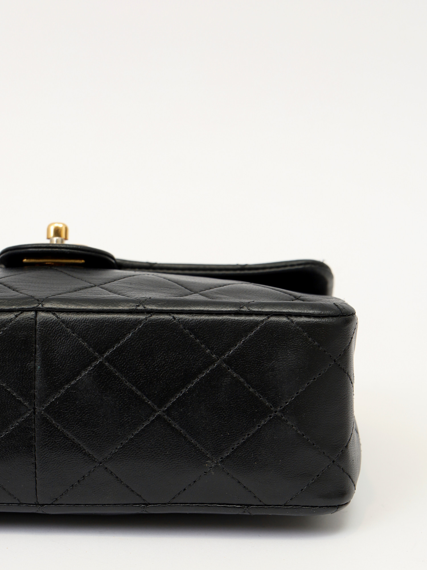 Chanel Timeless Classic 9