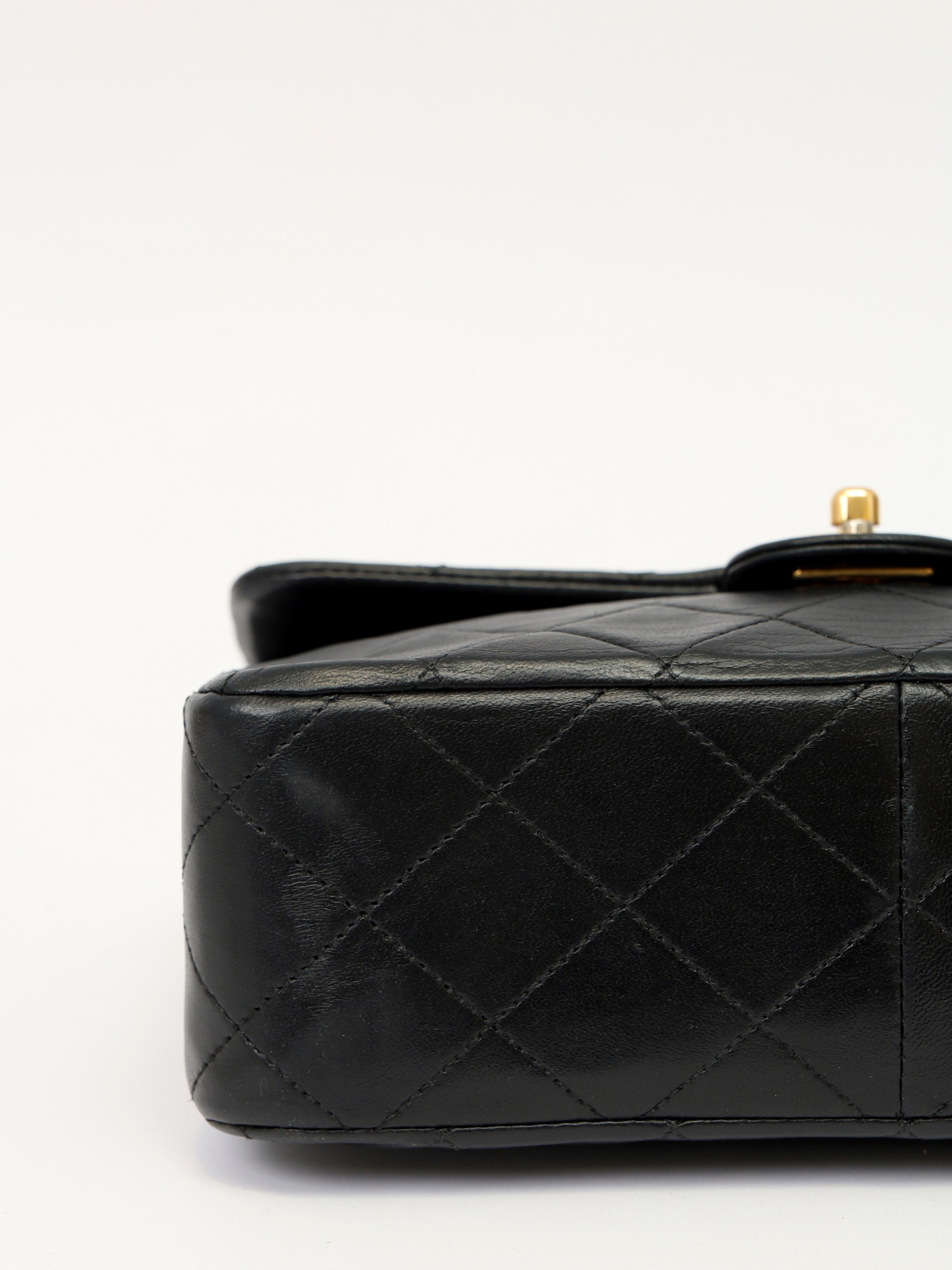 Chanel Timeless Classic 8