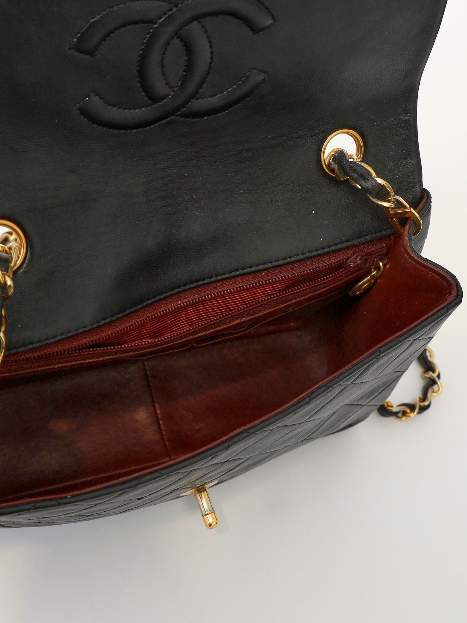 Chanel Timeless Classic 10