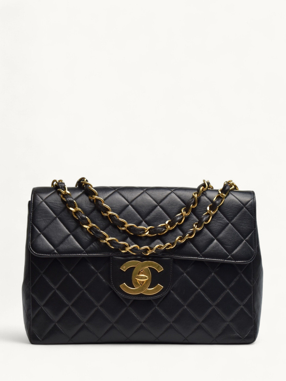 Chanel Timeless Classic  0