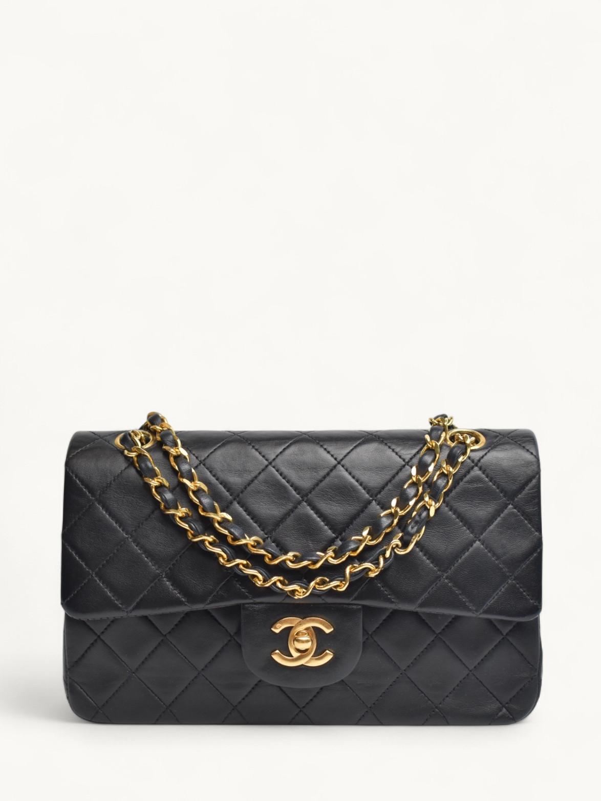 Chanel Timeless Classic  0