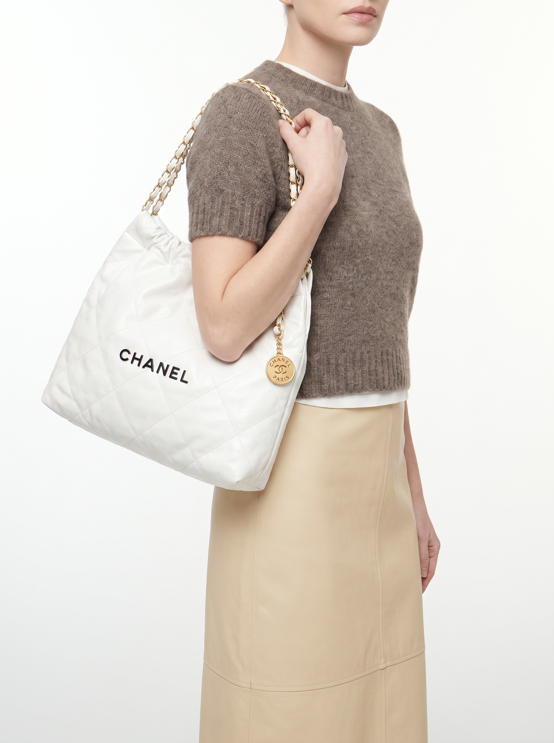 Сумки Chanel 22 изображение #2