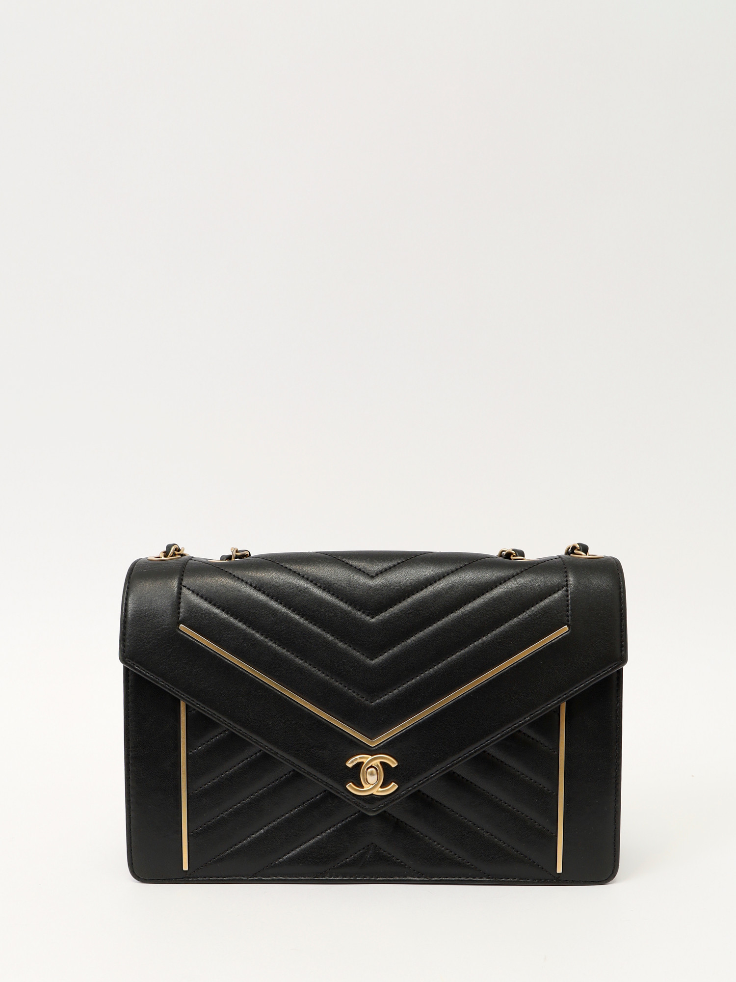 Chanel Leather Bag 0