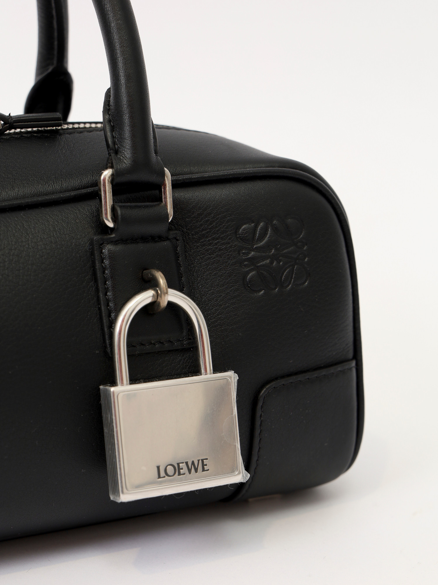 Loewe Amazona  4