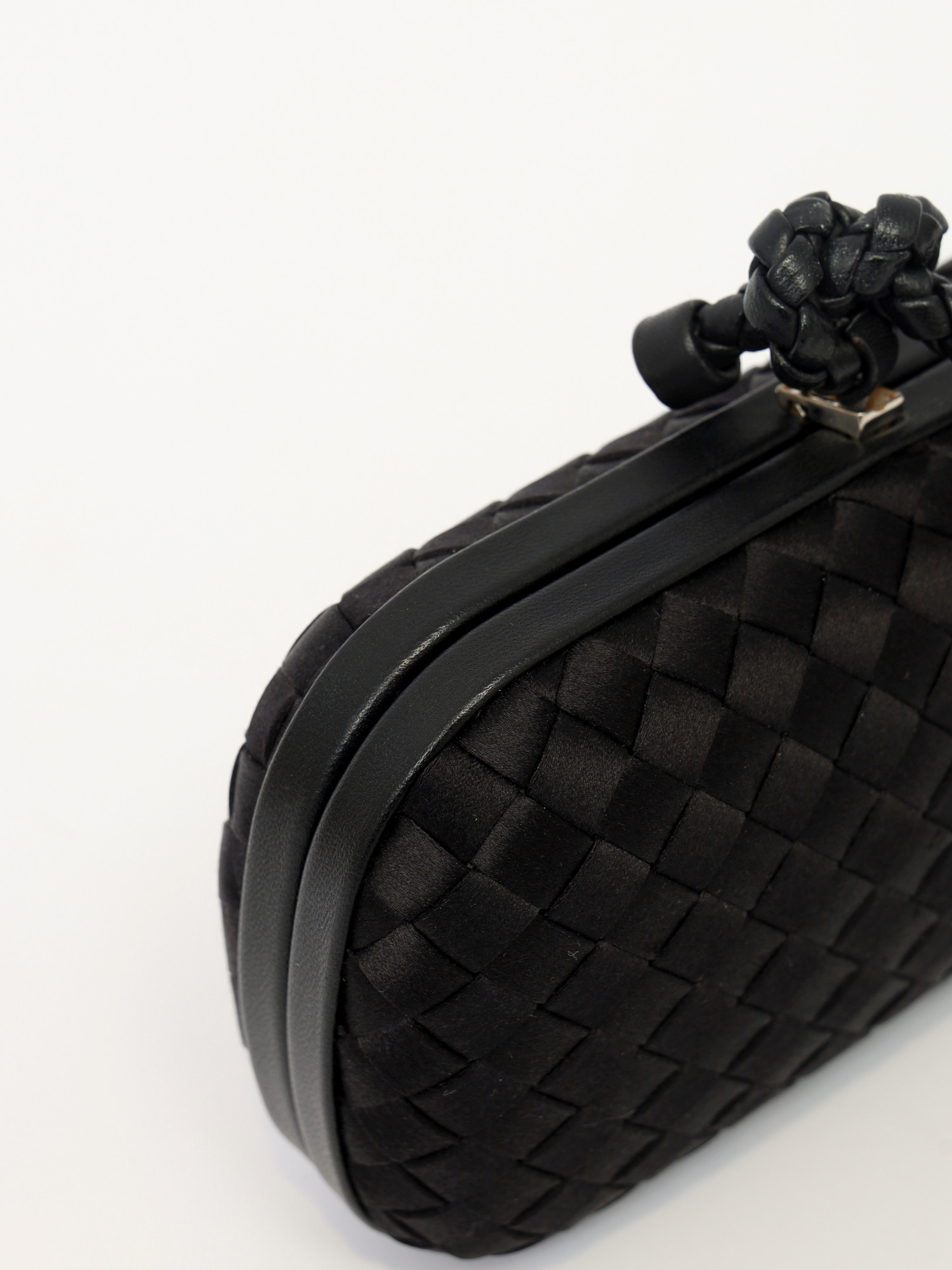 Bottega Veneta Knot 5