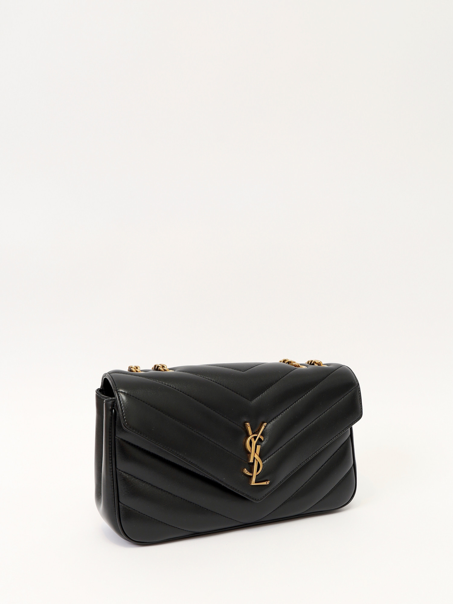 Saint Laurent Loulou  2