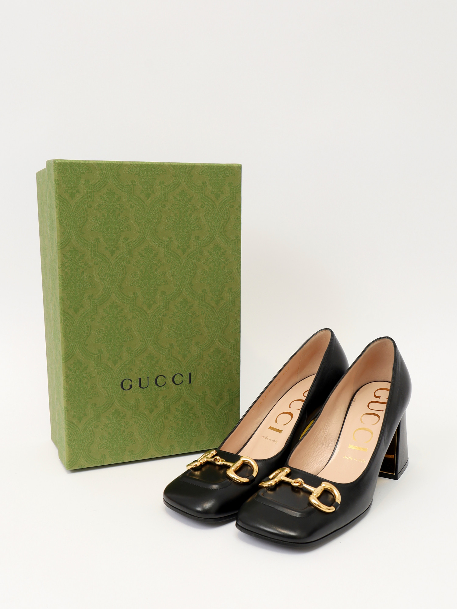 Gucci Shoes 40.5 2