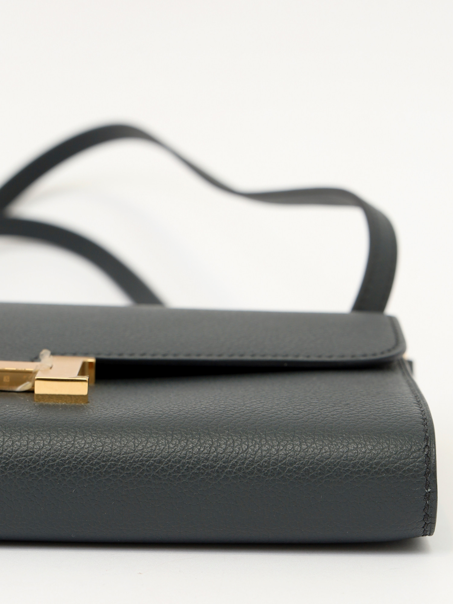 Hermes Constance To Go  10