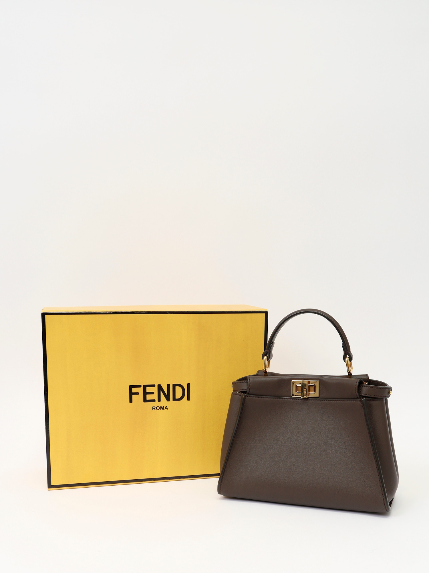 Сумки Fendi Peekaboo изображение #5