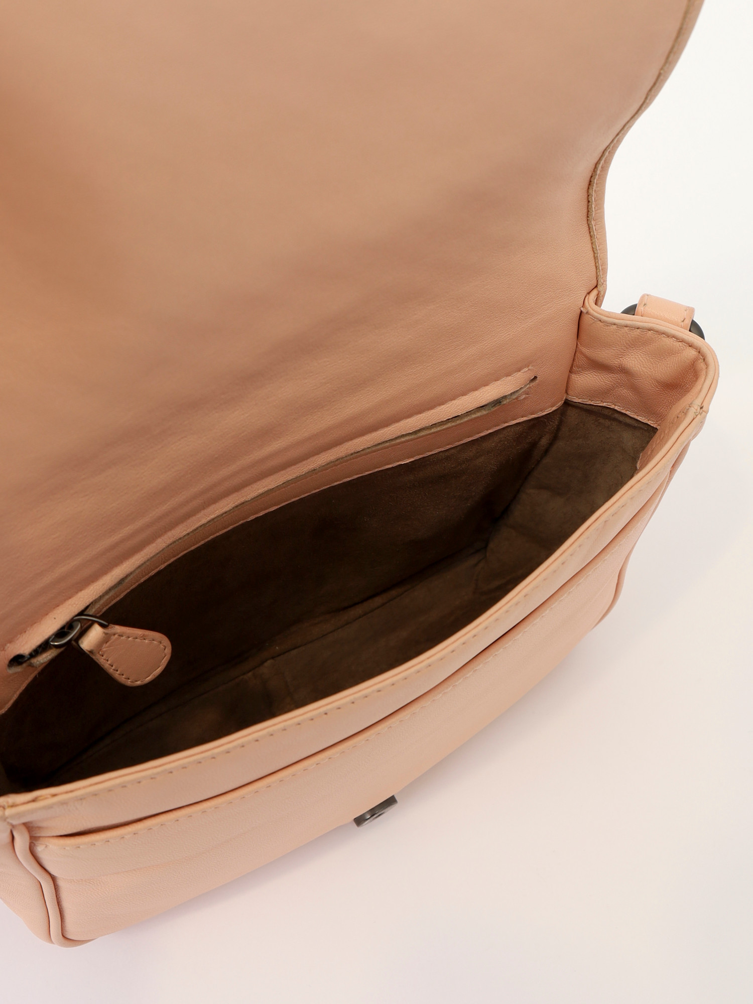 Bottega Veneta Leather Bag 9