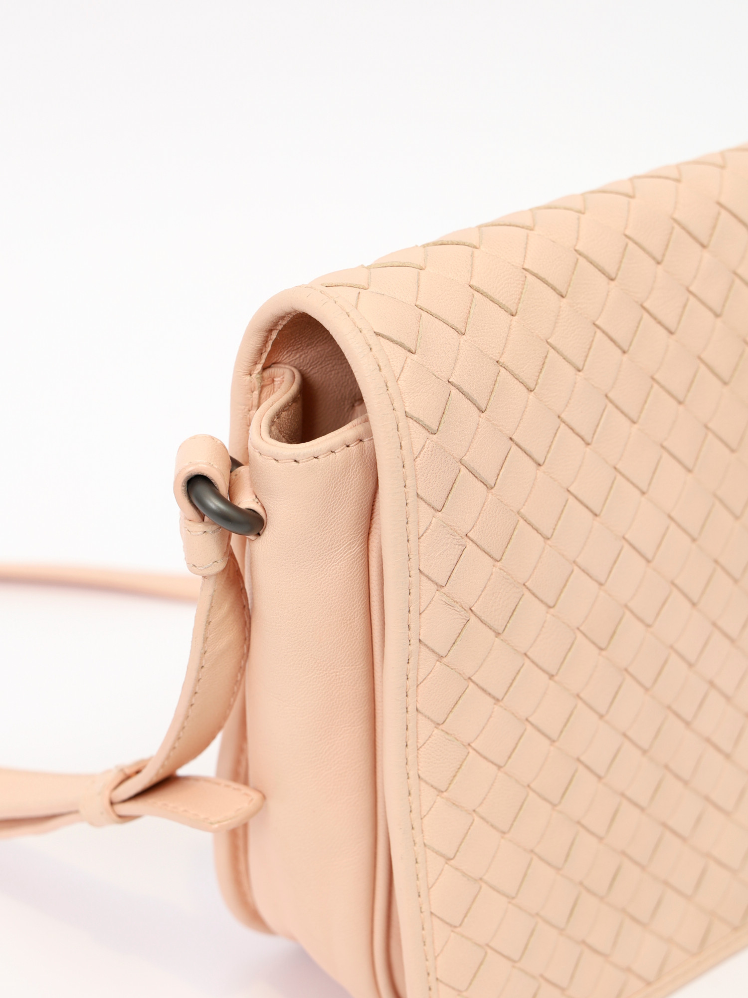 Bottega Veneta Leather Bag 5