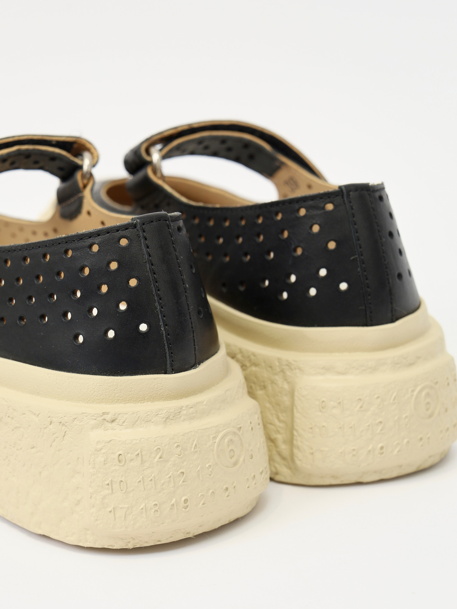 Maison Margiela Shoes 39 9