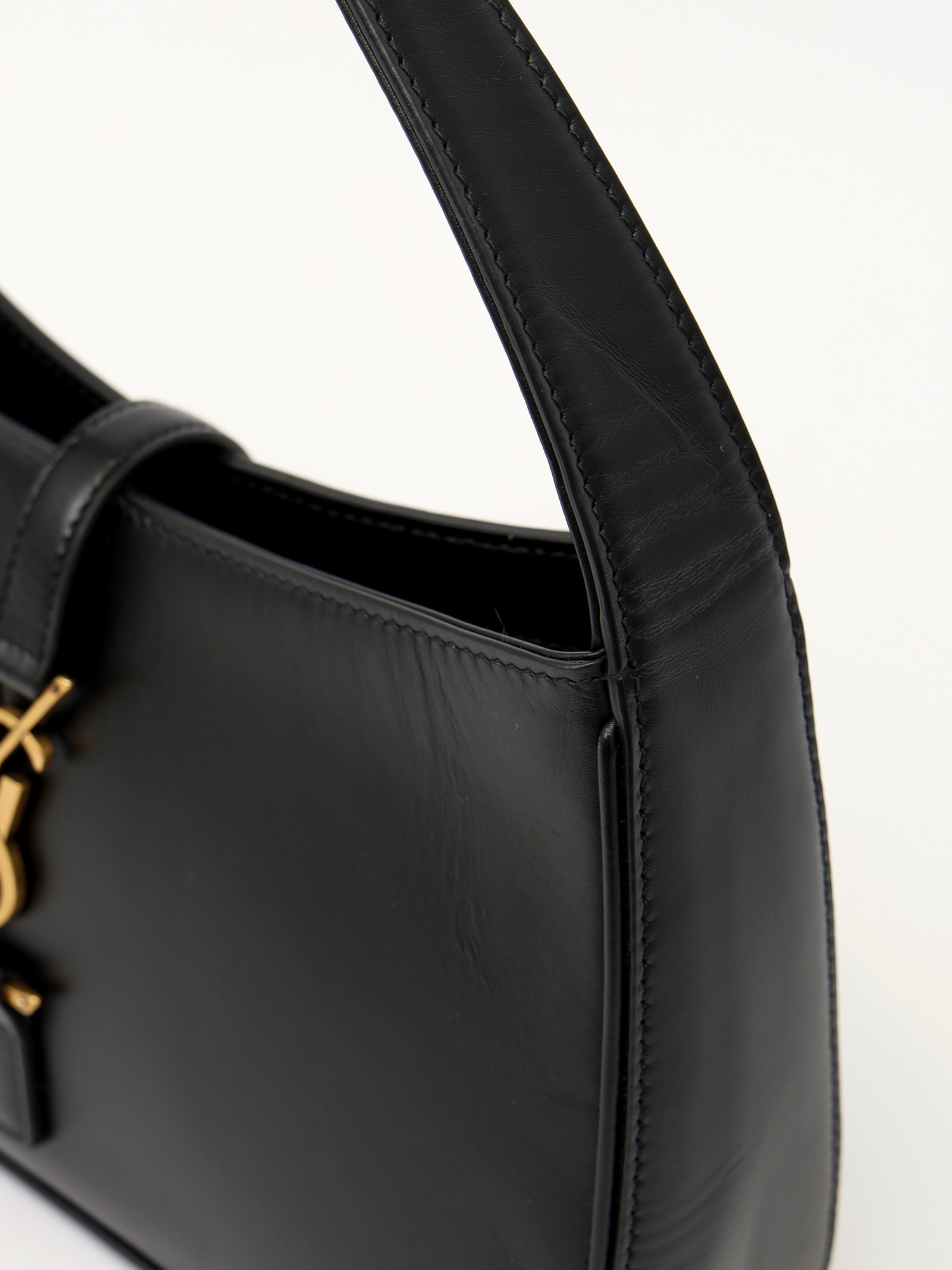 Saint Laurent Le 5 a 7  6