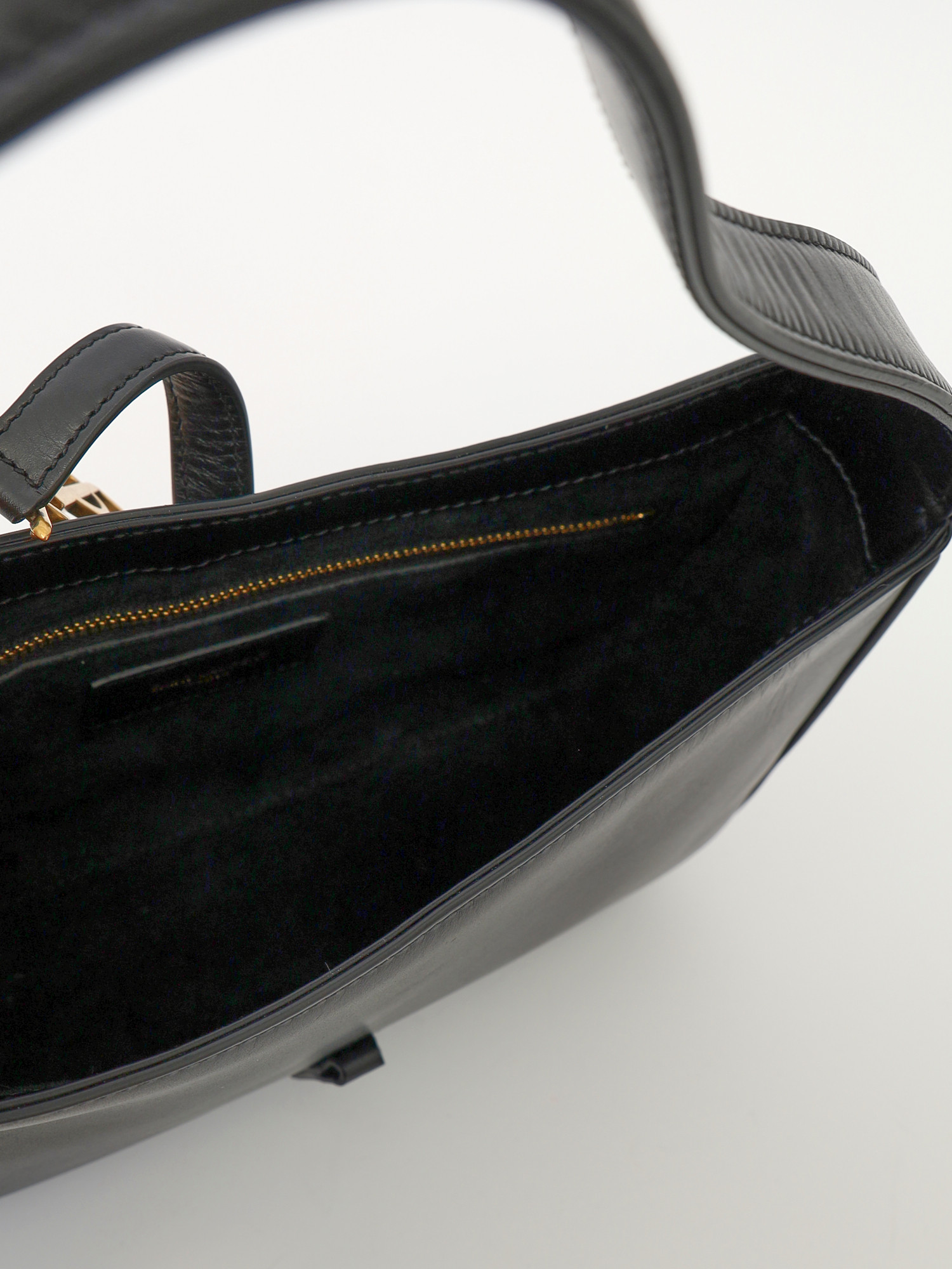 Saint Laurent Le 5 a 7  10