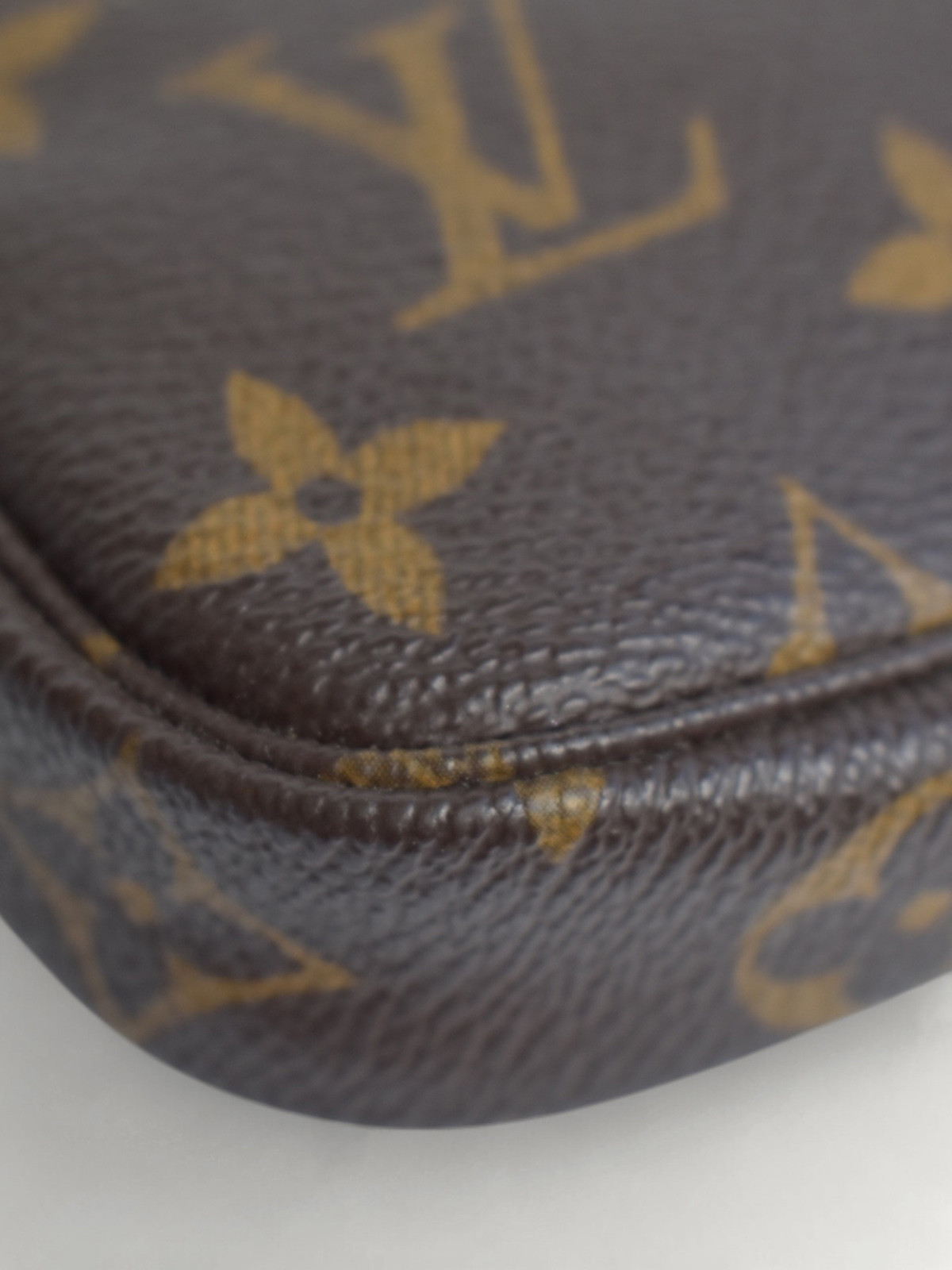 Louis Vuitton Pochette  3