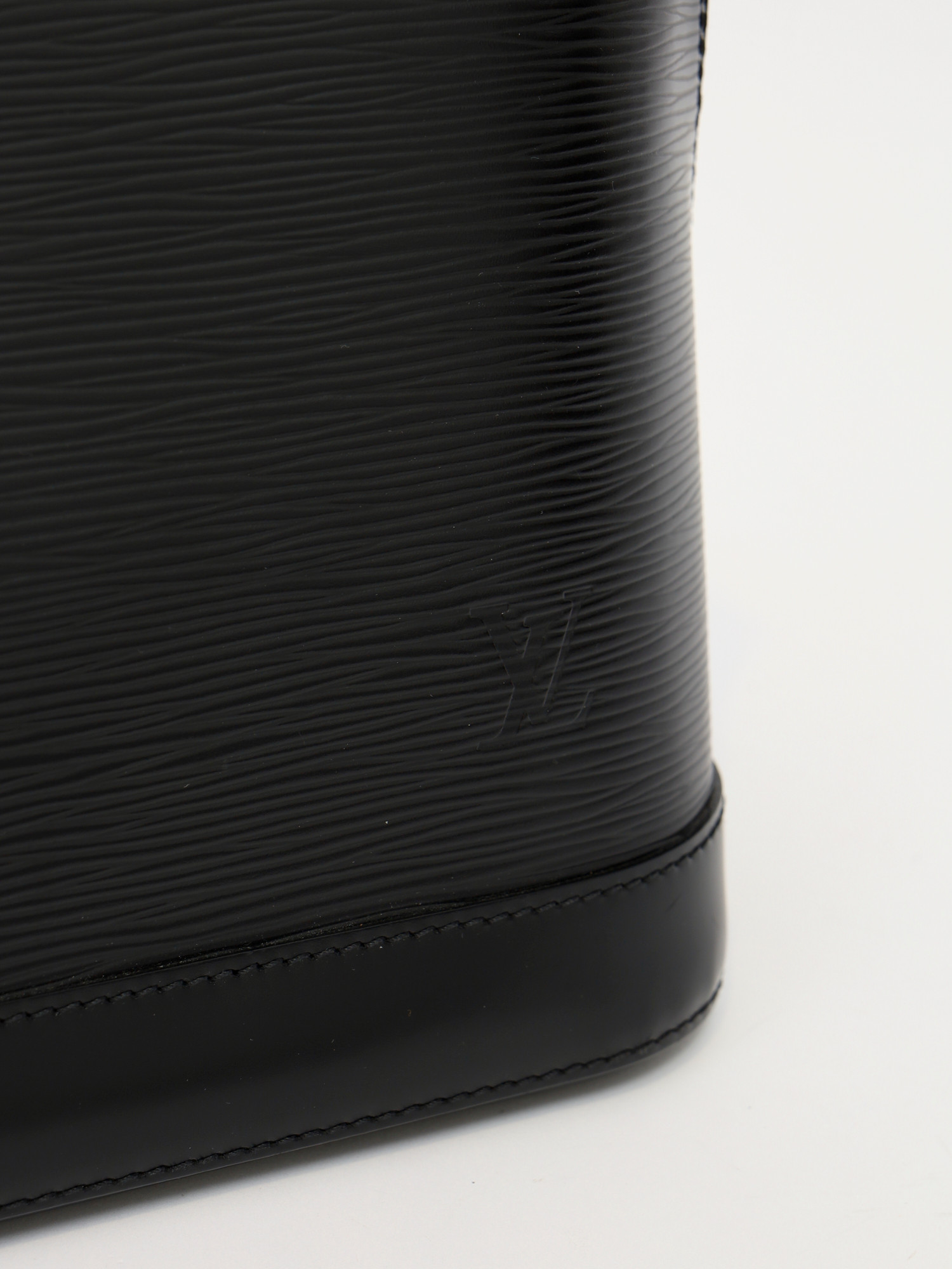 Louis Vuitton Alma  4