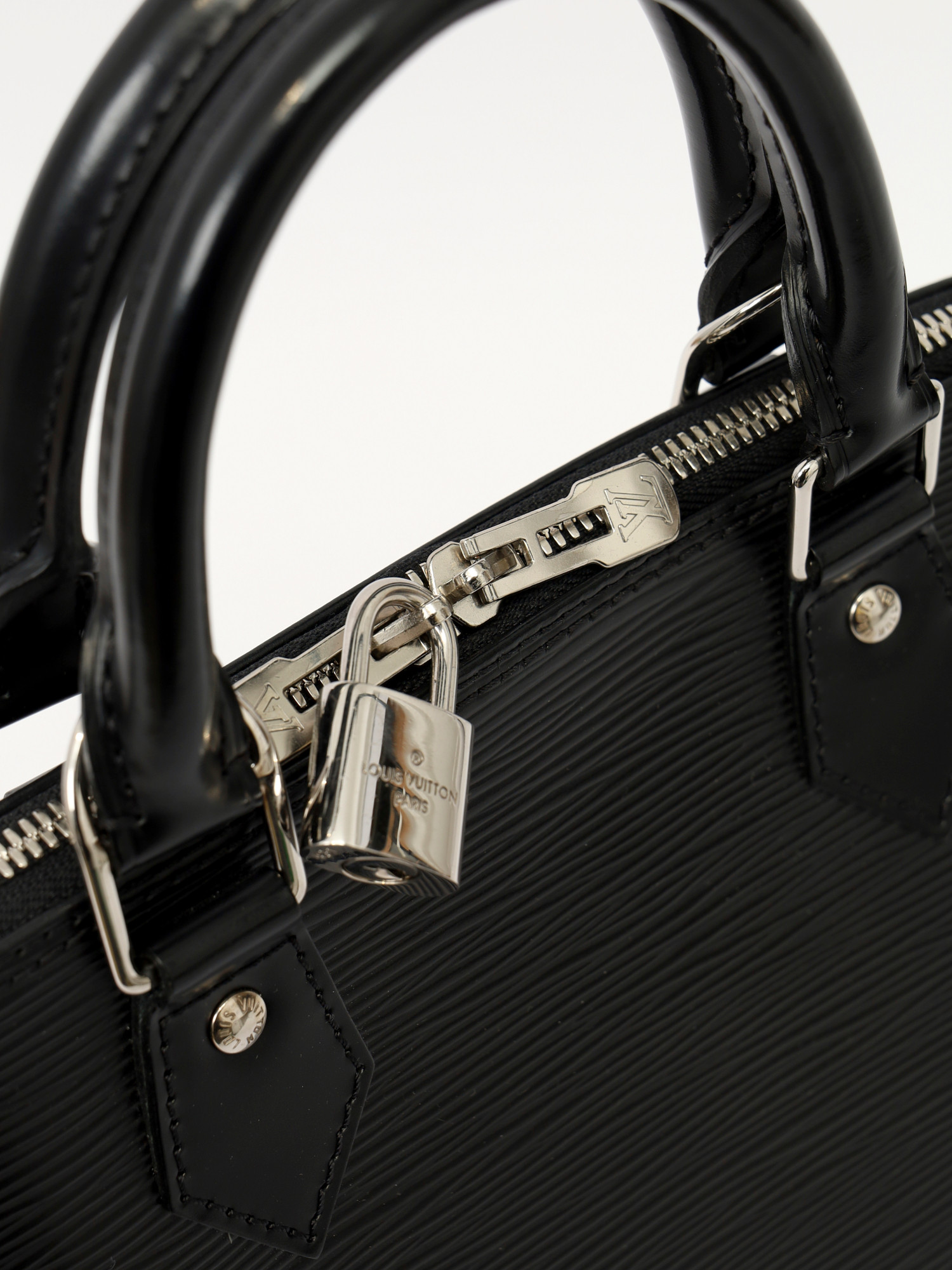 Louis Vuitton Alma  5