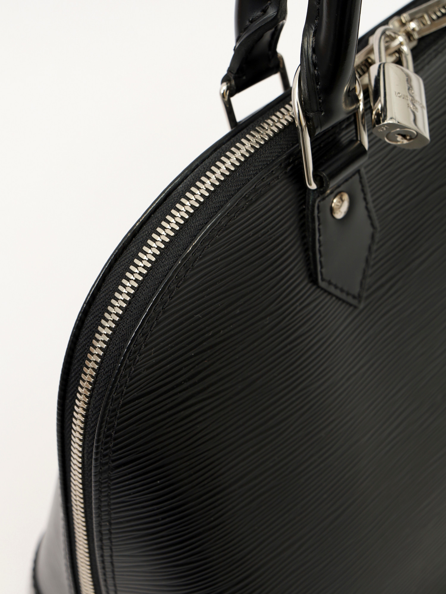 Louis Vuitton Alma  6